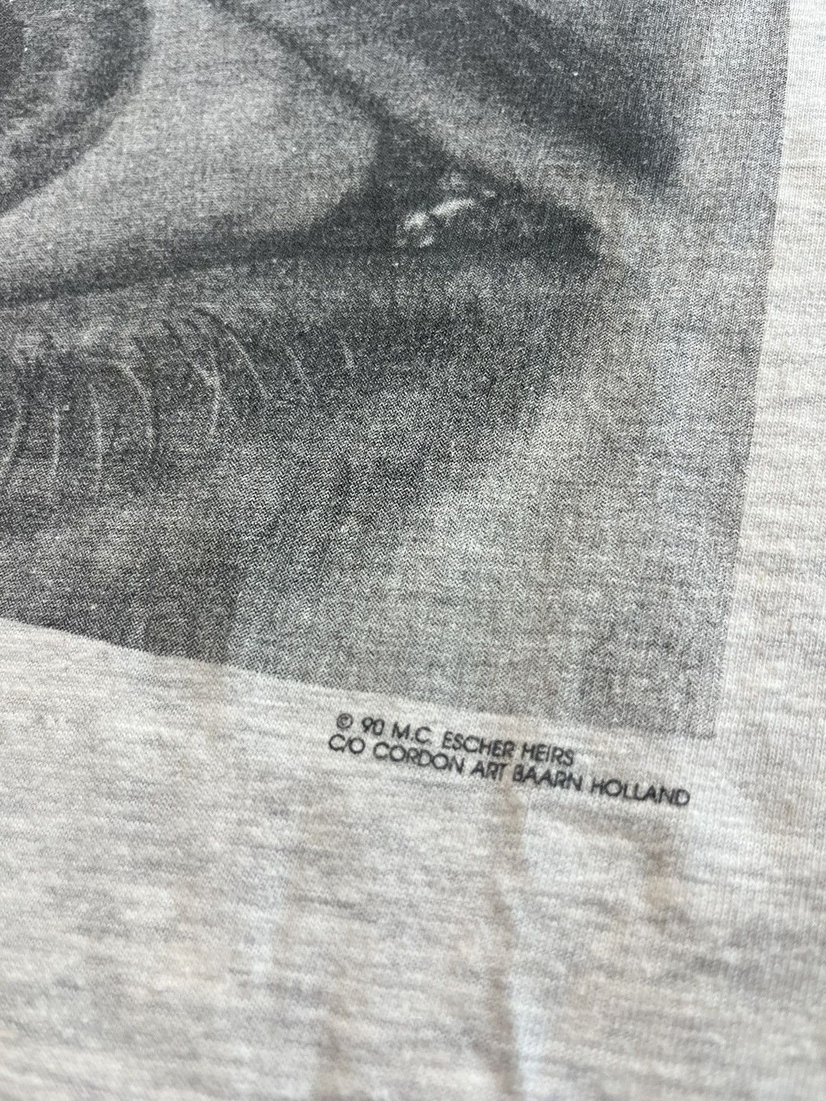 Arts & Science Vintage M.C. ESCHER HEIRS “ Eye “ 90’s Art collection Tshirt Size US L / EU 52-54 / 3 - 6 Thumbnail