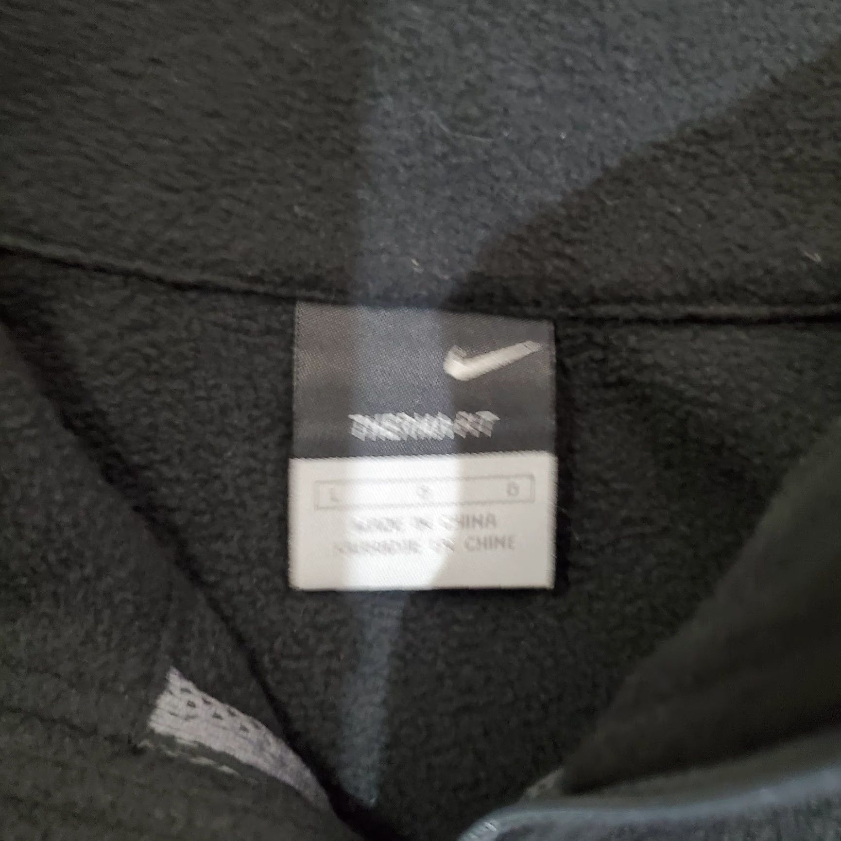 Nike VINTAGE Nike Pullover Men L Black Therma Fit 1/4 Zip Mock Neck Sweatshirt Active Y2K Size US L / EU 52-54 / 3 - 6 Thumbnail