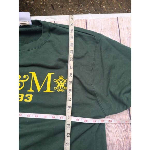Champion Vtg William and Mary Tribe Champion Crewneck Sweatshirt 1693 Size US L / EU 52-54 / 3 - 7 Thumbnail