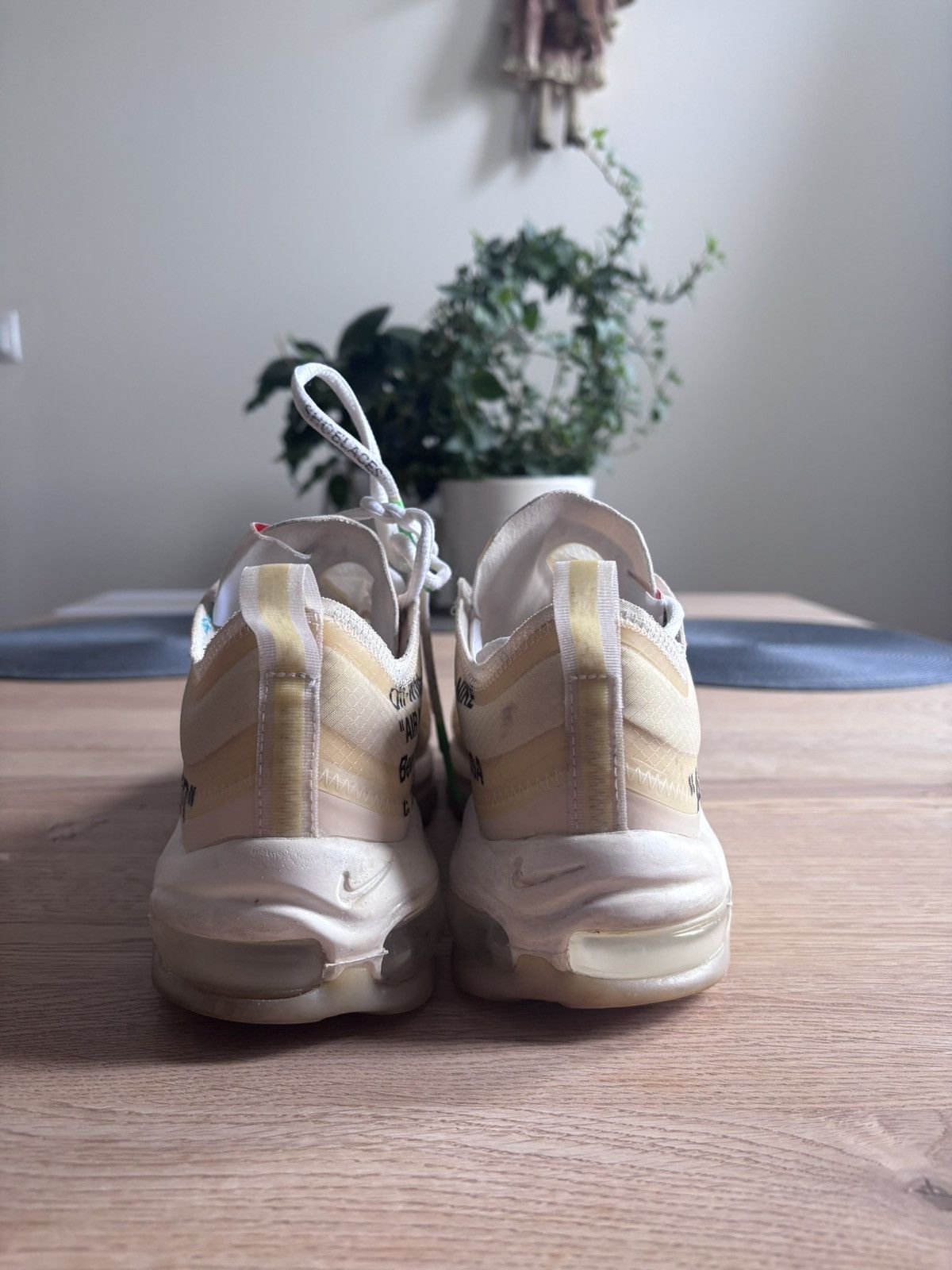 Nike × Off-White Nike air max 97 off white Size US 7.5 / EU 40-41 - 4 Thumbnail