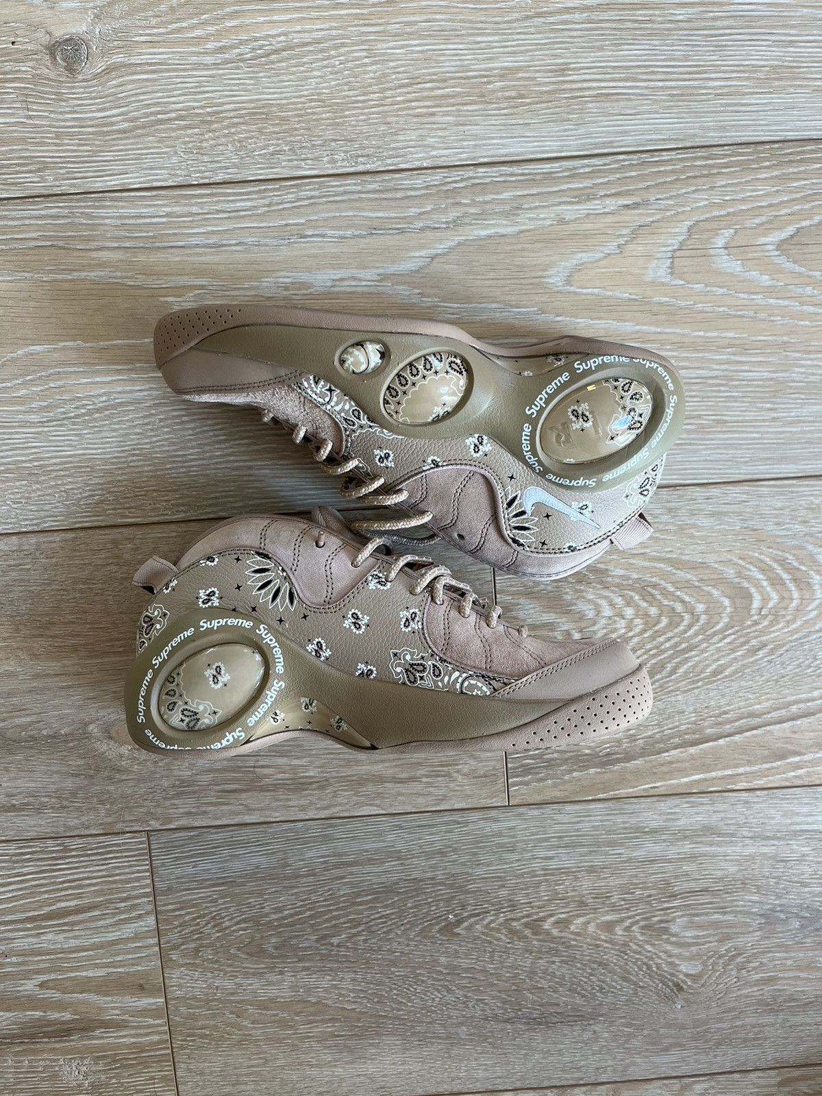 Nike × Supreme Nike Air Zoom Flight 95 SP Supreme Size US 7.5 / EU 40-41 - 2 Thumbnail