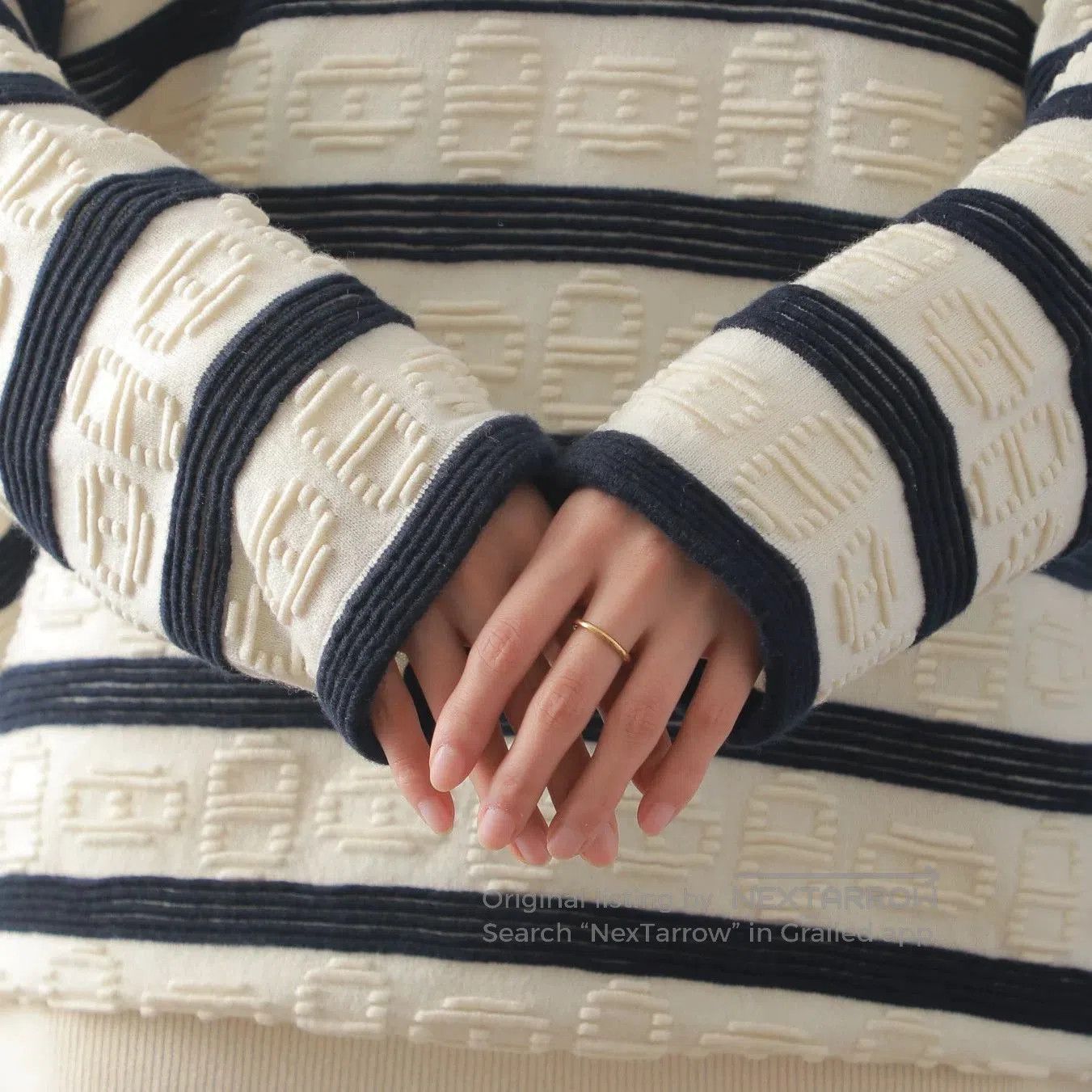 Hermes Hermes Black White Stripe Cashmere Sweater. Size US S / EU 44-46 / 1 - 6 Thumbnail