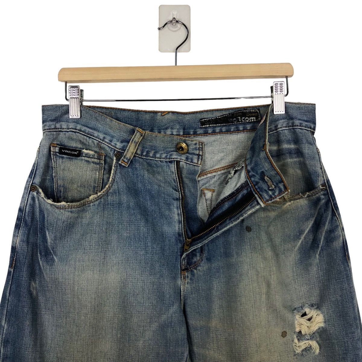 Volcom 🔥Distressed Denim Jeans Volcom Japan Rare Design Size US 34 / EU 50 - 10 Thumbnail