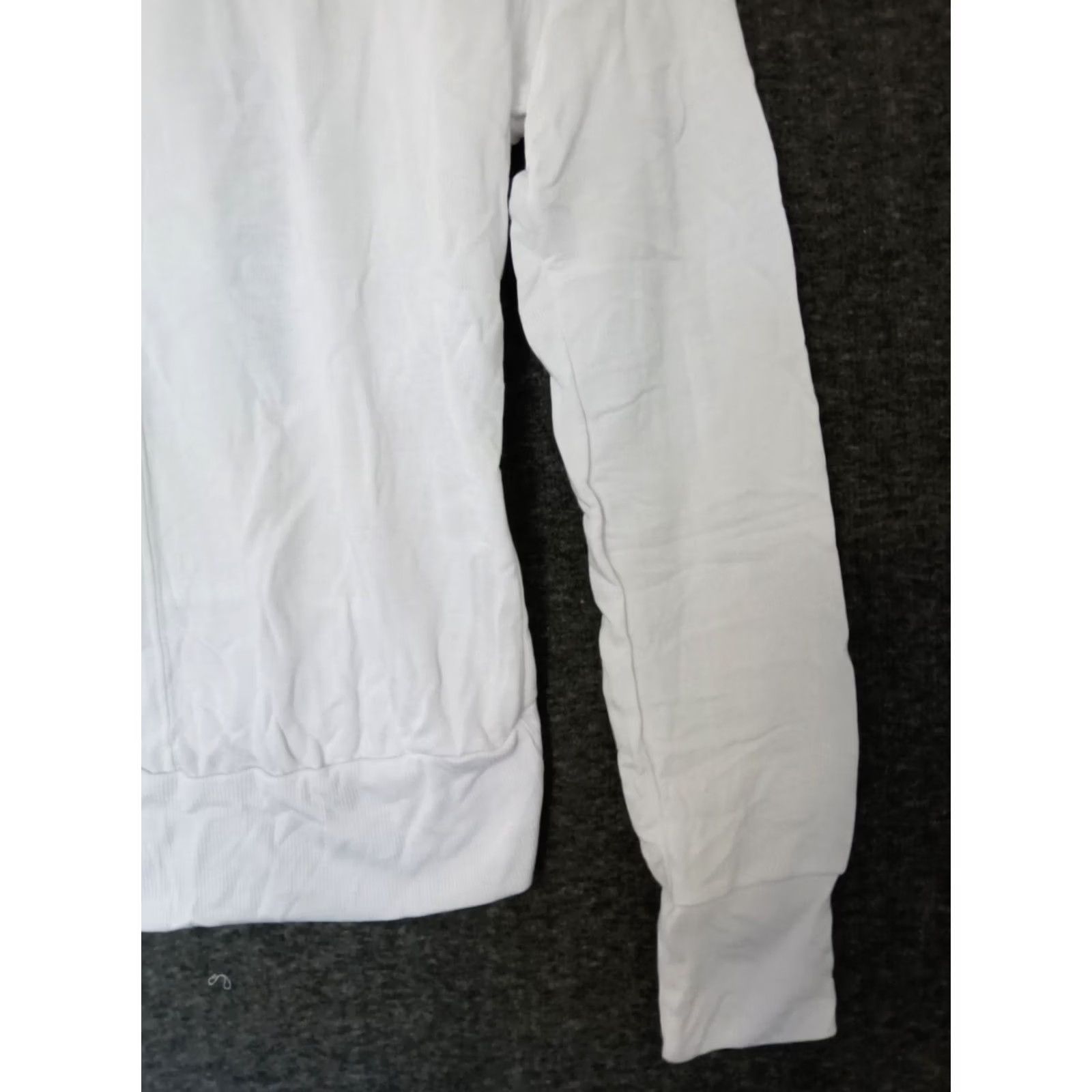 Vintage Unbranded Women's Blouse Long Sleeve White Crew Neck Open Back Size S Size S / US 4 / IT 40 - 5 Thumbnail
