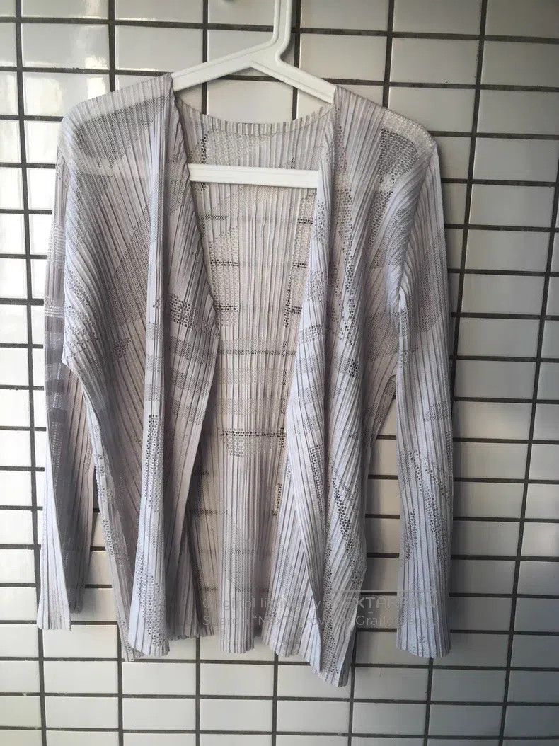 Issey Miyake Issey Miyake Gray Jacket Size L / US 10 / IT 46 - 1 Thumbnail
