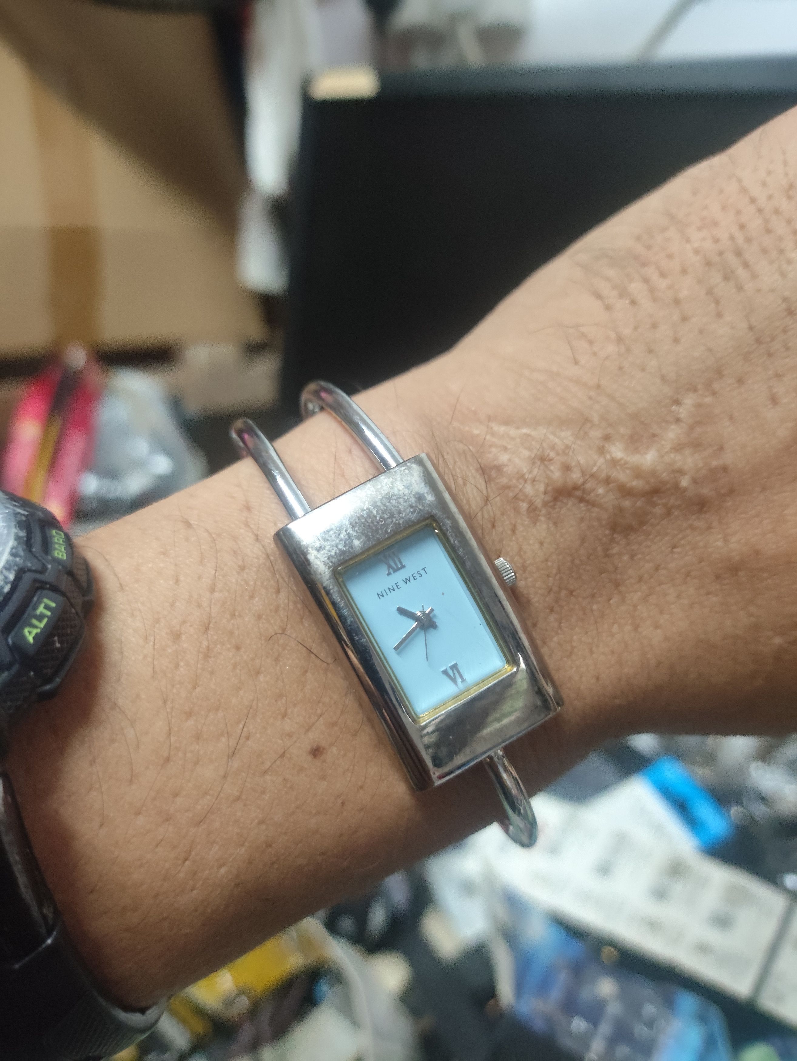 Nine West NINE WEST LUXURY BRACELET DESIGN WATCH FOR LADIES Size ONE SIZE - 1 Thumbnail