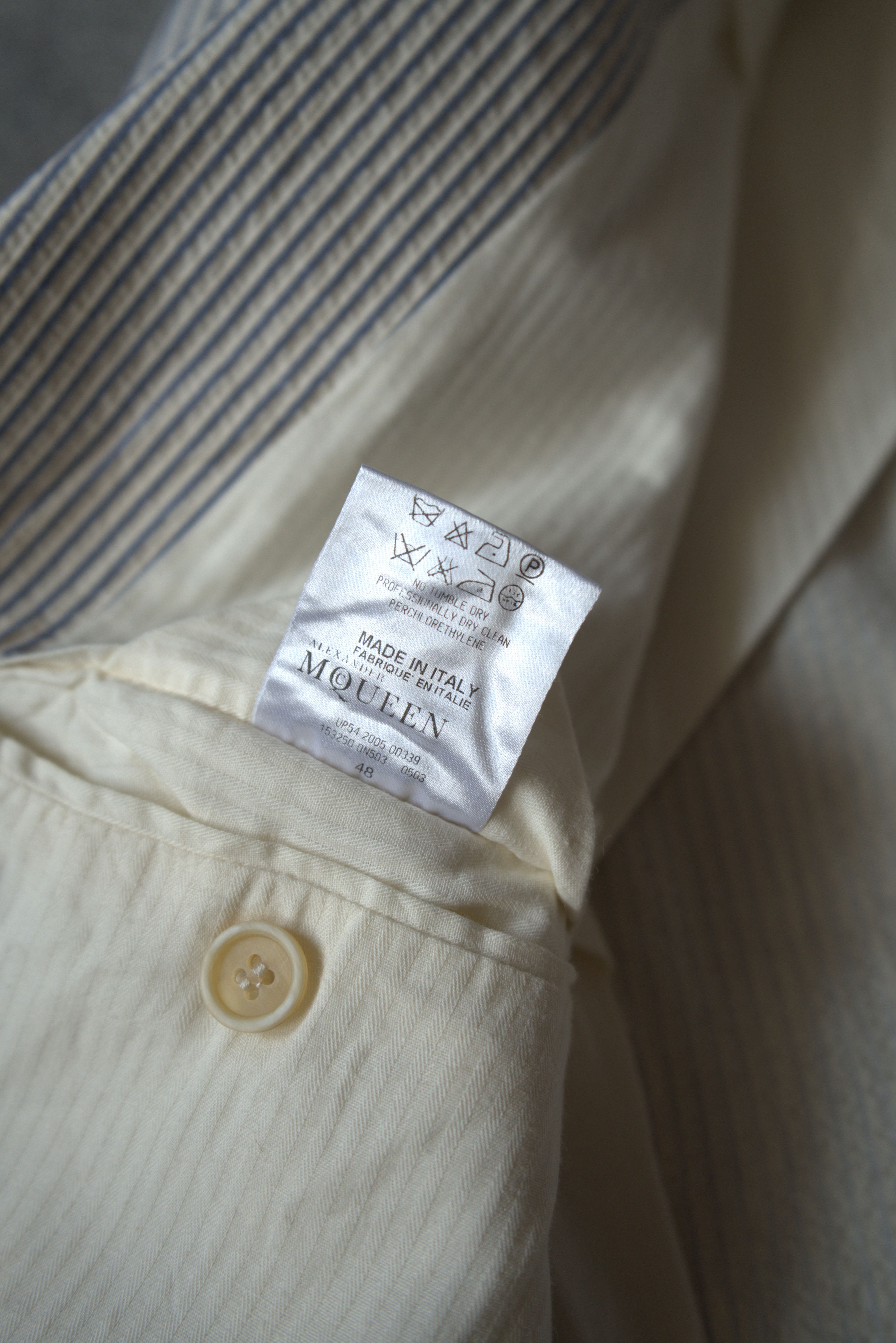 Alexander McQueen S/S 2006 Alexander McQueen RUNWAY Deconstructed Striped Suit Size 48R - 21 Thumbnail
