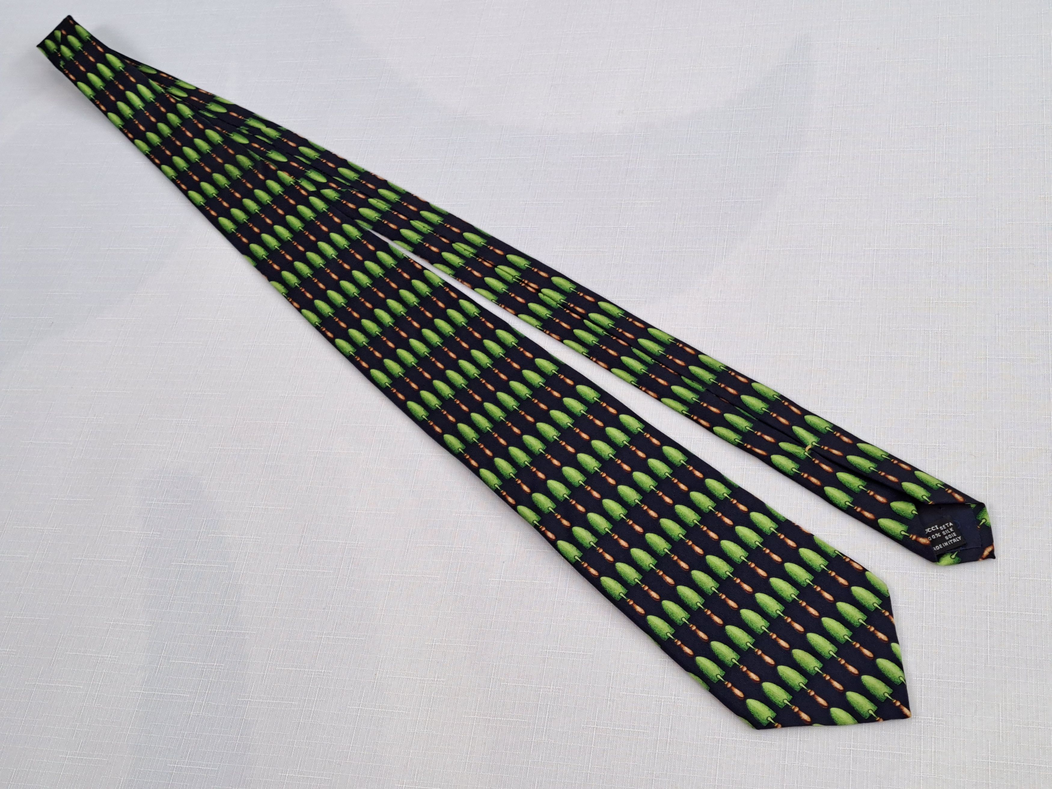 Gucci GUCCI dark blue printed silk tie. Made in Italy. Size ONE SIZE - 4 Thumbnail