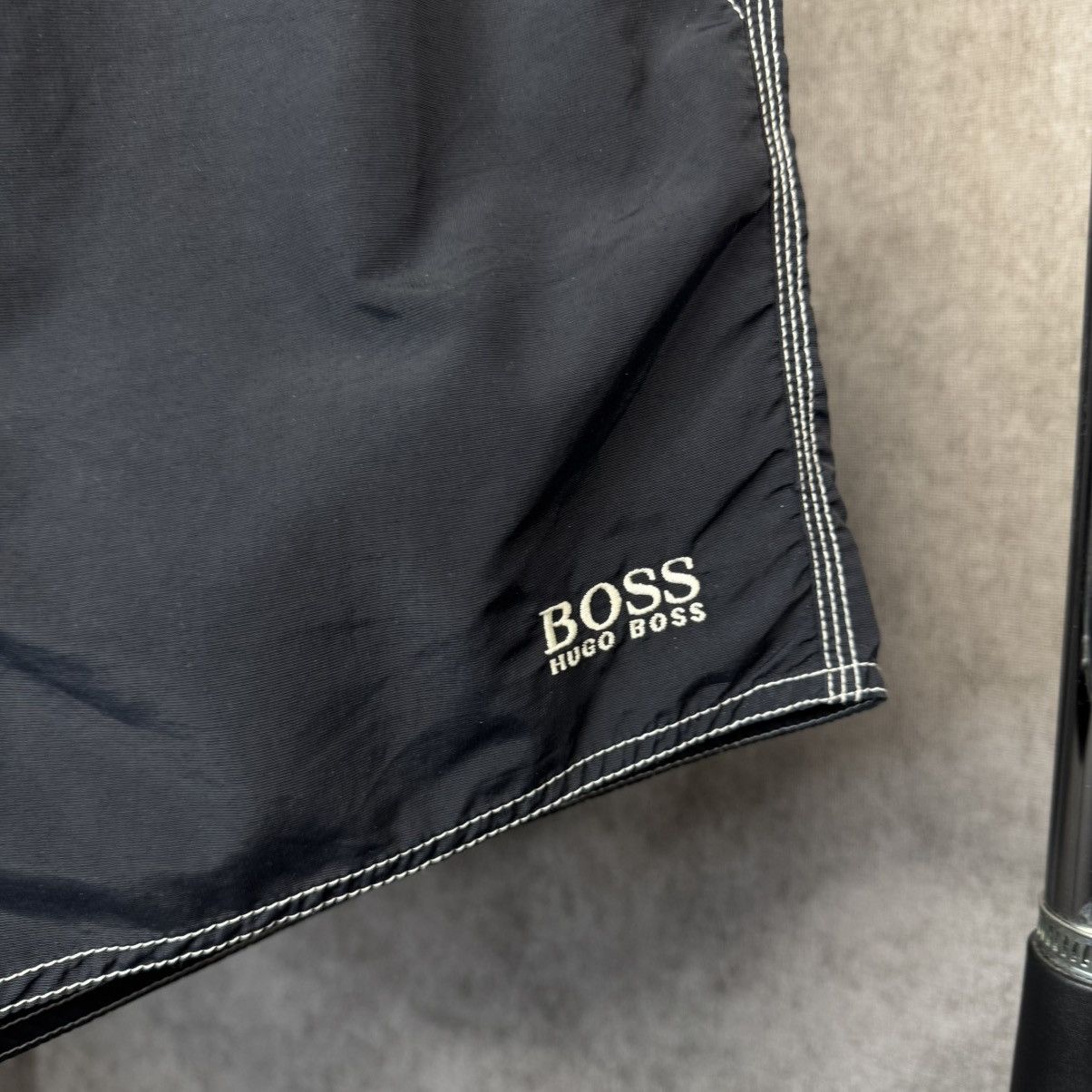Hugo Boss Hugo Boss nylon Shorts y2k M/L Size US 32 / EU 48 - 2 Thumbnail