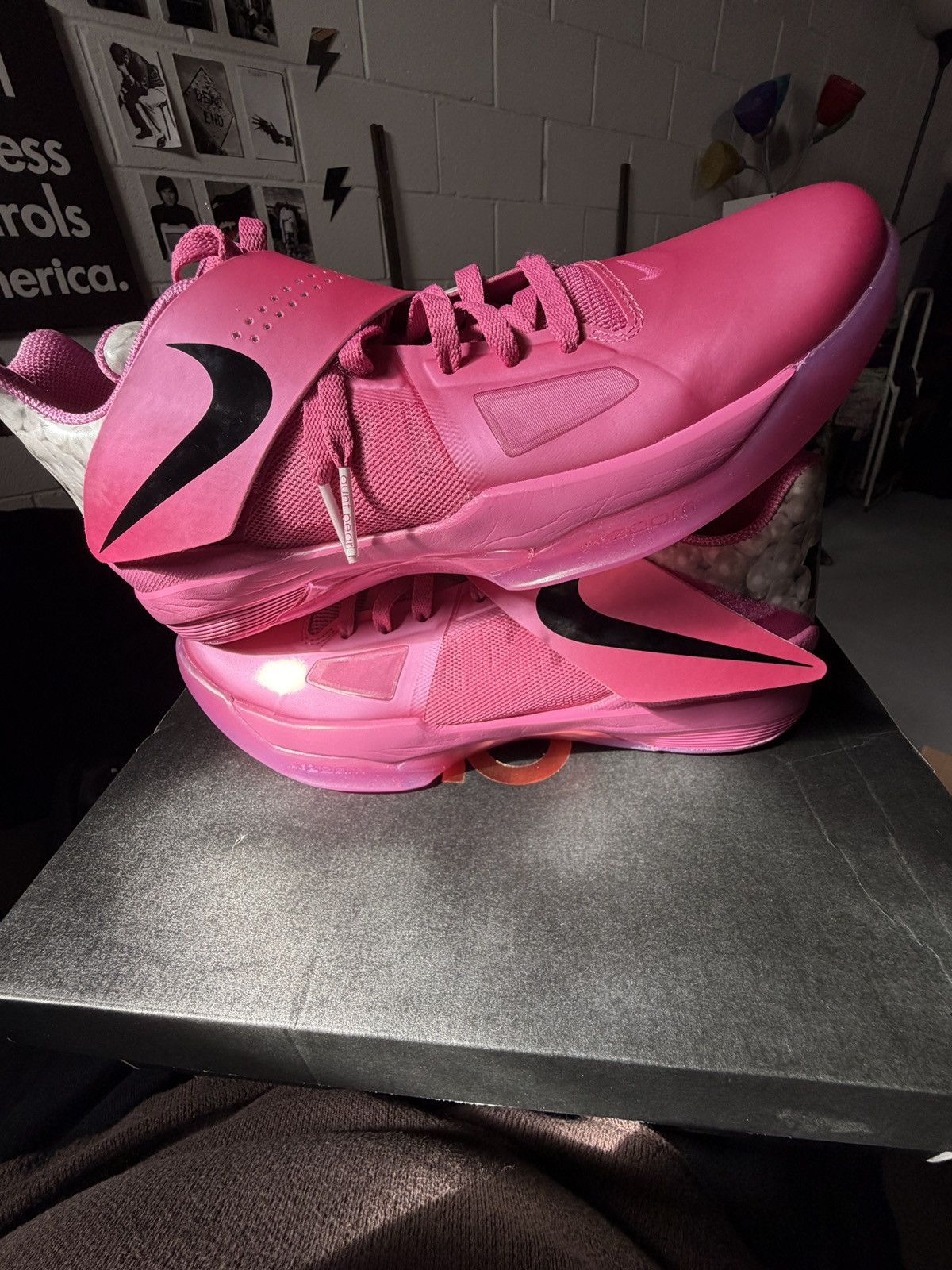 Nike KD 4 Aunt Pearl Size US 9.5 / EU 42-43 - 6 Thumbnail