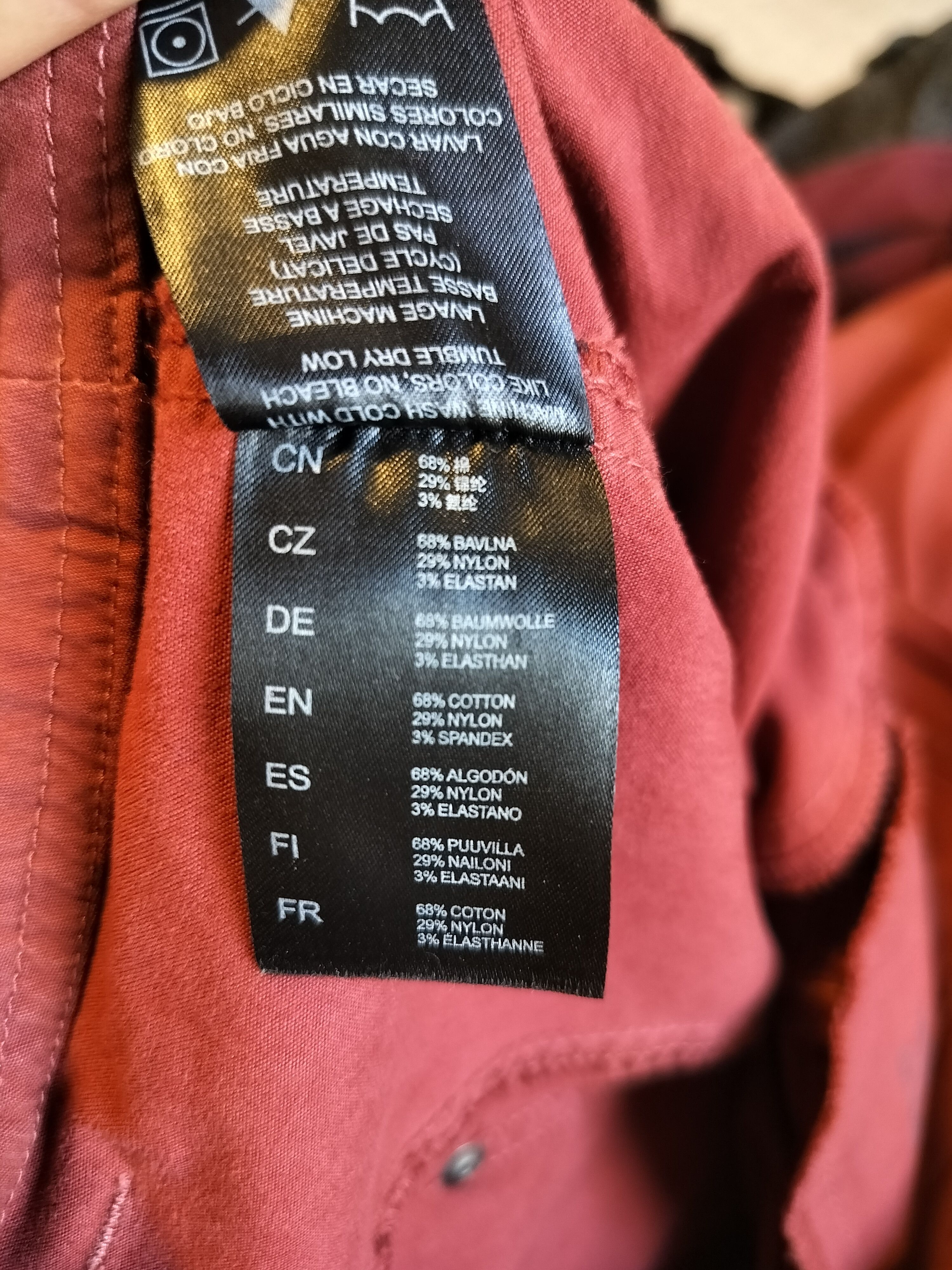 Kuhl Women's Red Kühl Rodden Cargo Pants, title9 Special Edition Size 27" / US 4 / IT 40 - 7 Thumbnail