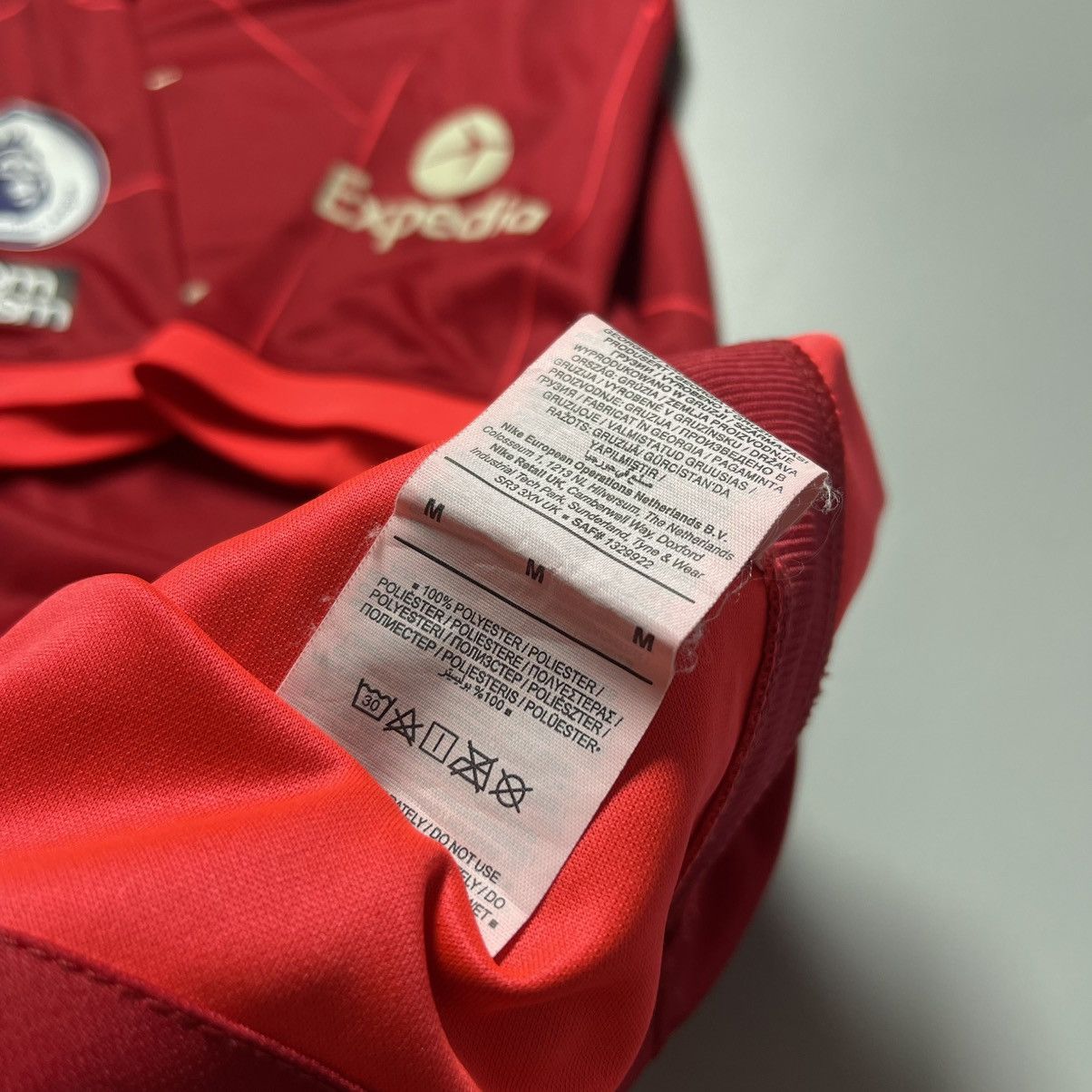 Nike LIVERPOOL NIKE 2021/2022 FOOTBALL HOME JERSEY #9 FIRMINO Size US M / EU 48-50 / 2 - 11 Thumbnail