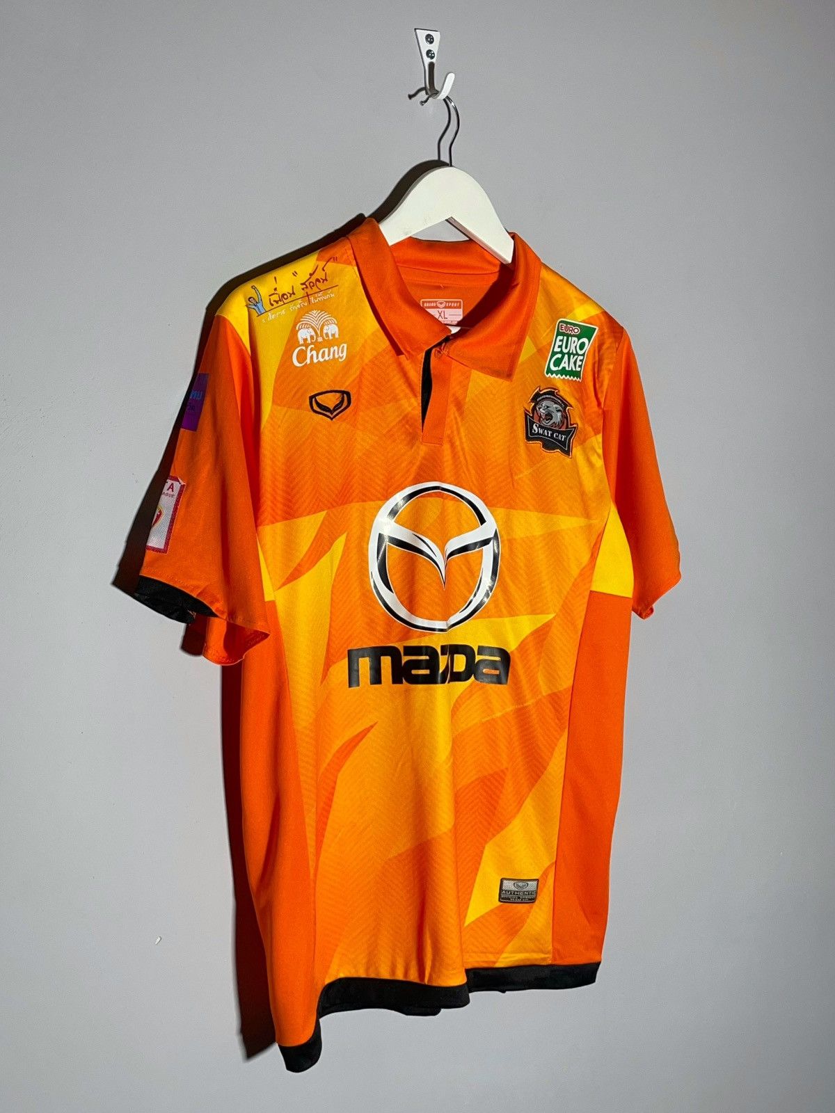 Other Nakhon Ratchasima 2016 Thai League Home Y2k Football Shirt Size US L / EU 52-54 / 3 - 2 Thumbnail