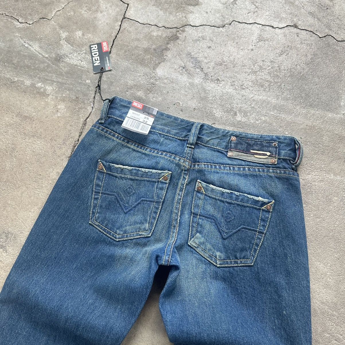 Diesel Y2K Diesel Denim Flared Jeans Vintage 90s Size 25" / US 0 / IT 36 - 2 Thumbnail