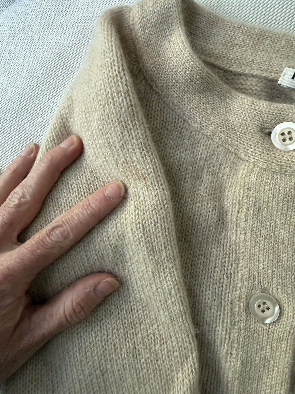 Miu Miu Miu miu cashmere cropped cardigan Size XS / US 0-2 / IT 36-38 - 4 Thumbnail