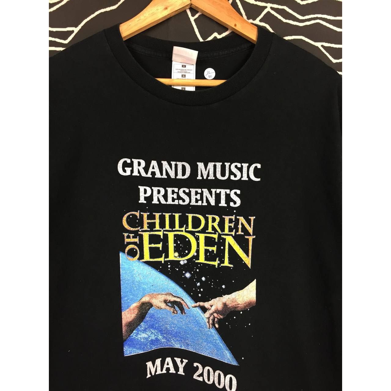 Vintage Vtg 2000 Children of Eden By Grand Music Musical Tee Size US L / EU 52-54 / 3 - 3 Thumbnail