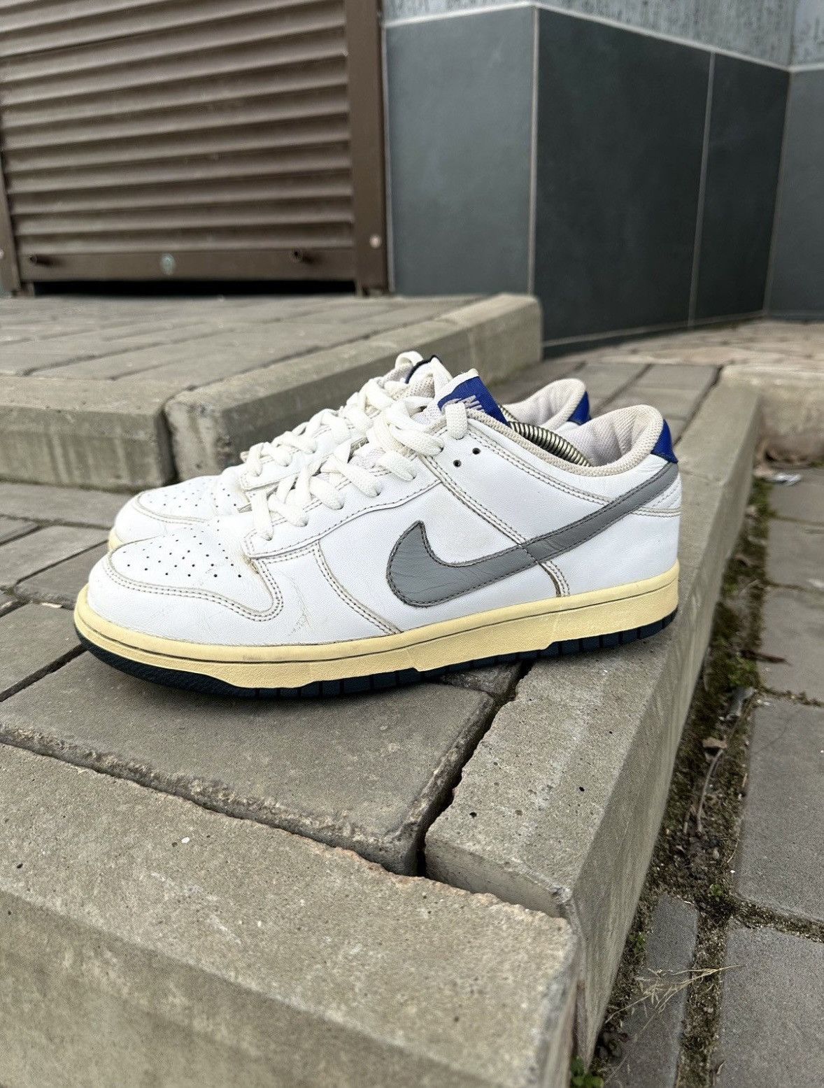 Nike Vintage Nike Dunk Low White Charc US 9 Size US 9 / EU 42 - 1 Thumbnail