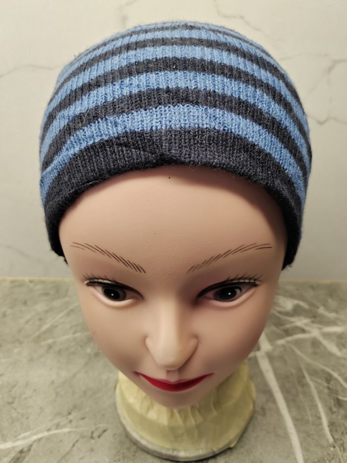 Japanese Brand Vintage Stripe Style Beanie Size ONE SIZE - 1 Thumbnail
