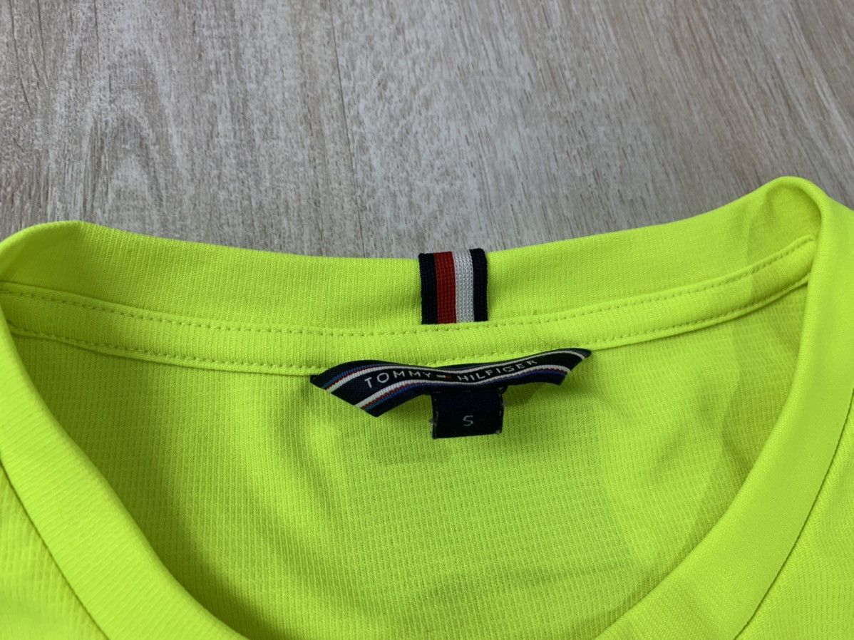 Tommy Hilfiger Mens t shirt Tommy Hilfiger AMG Petronas Formula1 Size S Size US S / EU 44-46 / 1 - 8 Thumbnail