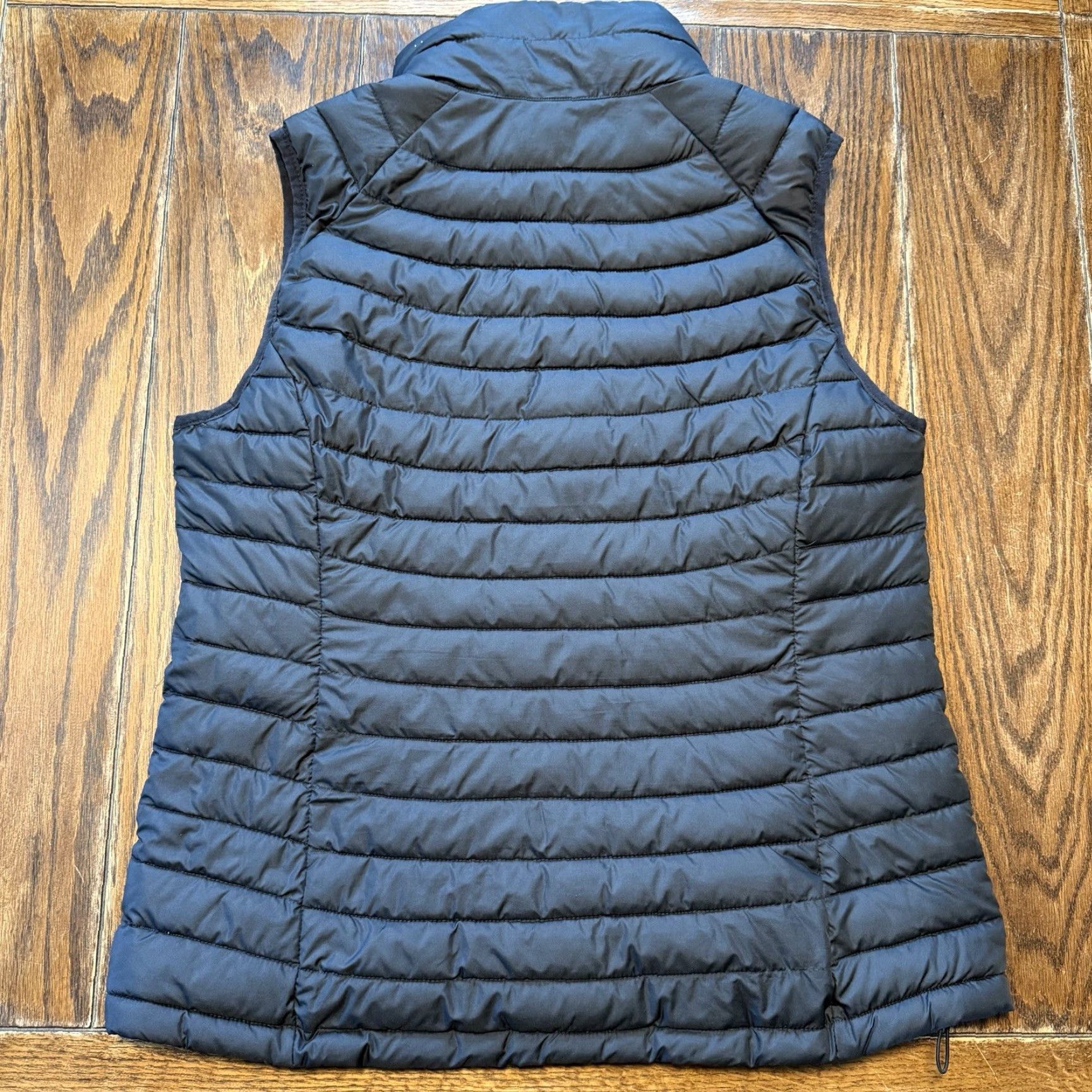 Vintage Columbia Omni-Heat Vest Women’s XL Fleece Collar Solid Black Slim Zip Pockets Redefined Outdoor Winter Size XL / US 12-14 / IT 48-50 - 6 Thumbnail