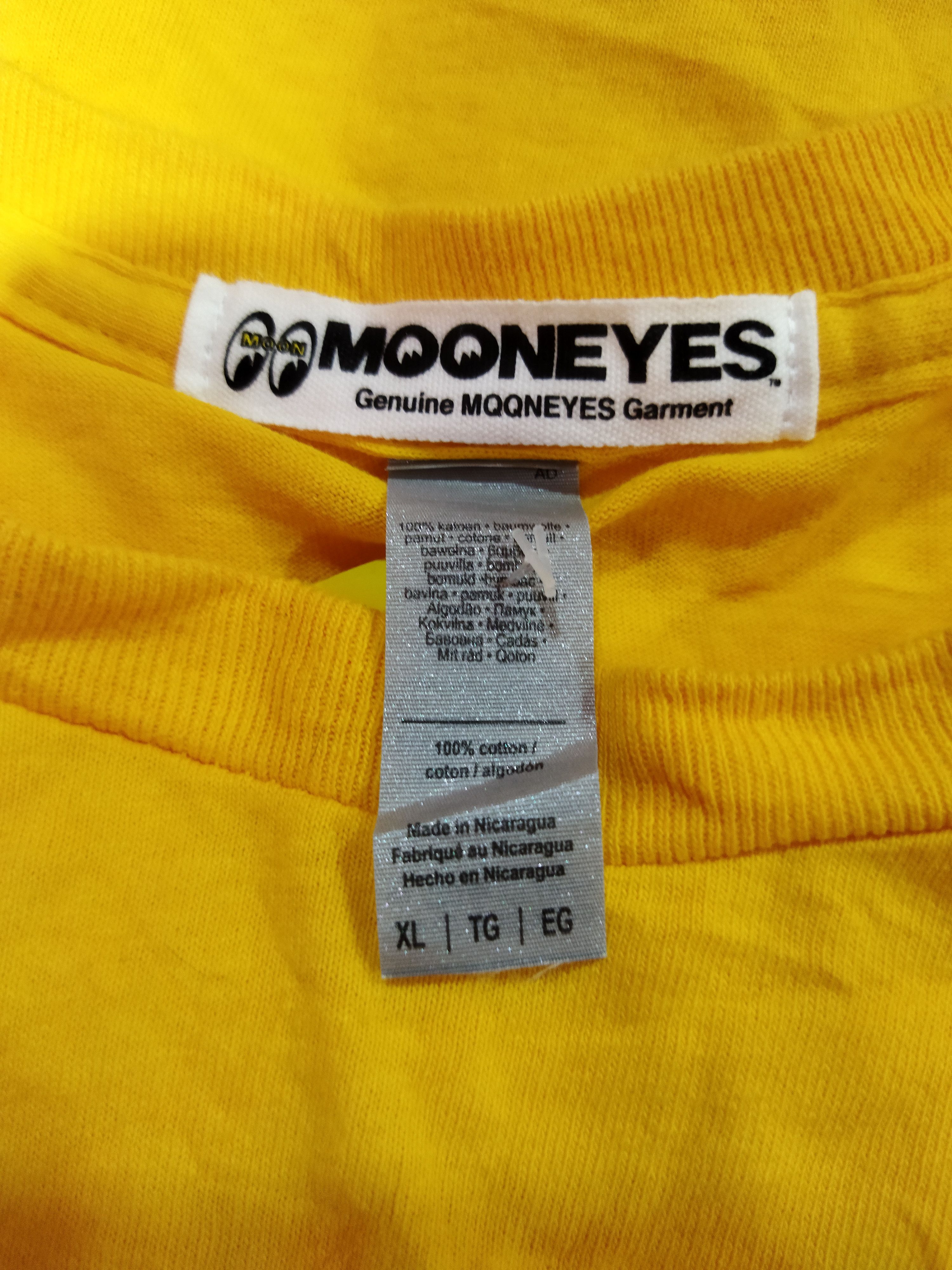Japanese Brand Mooneyes Tee Size US XL / EU 56 / 4 - 5 Thumbnail