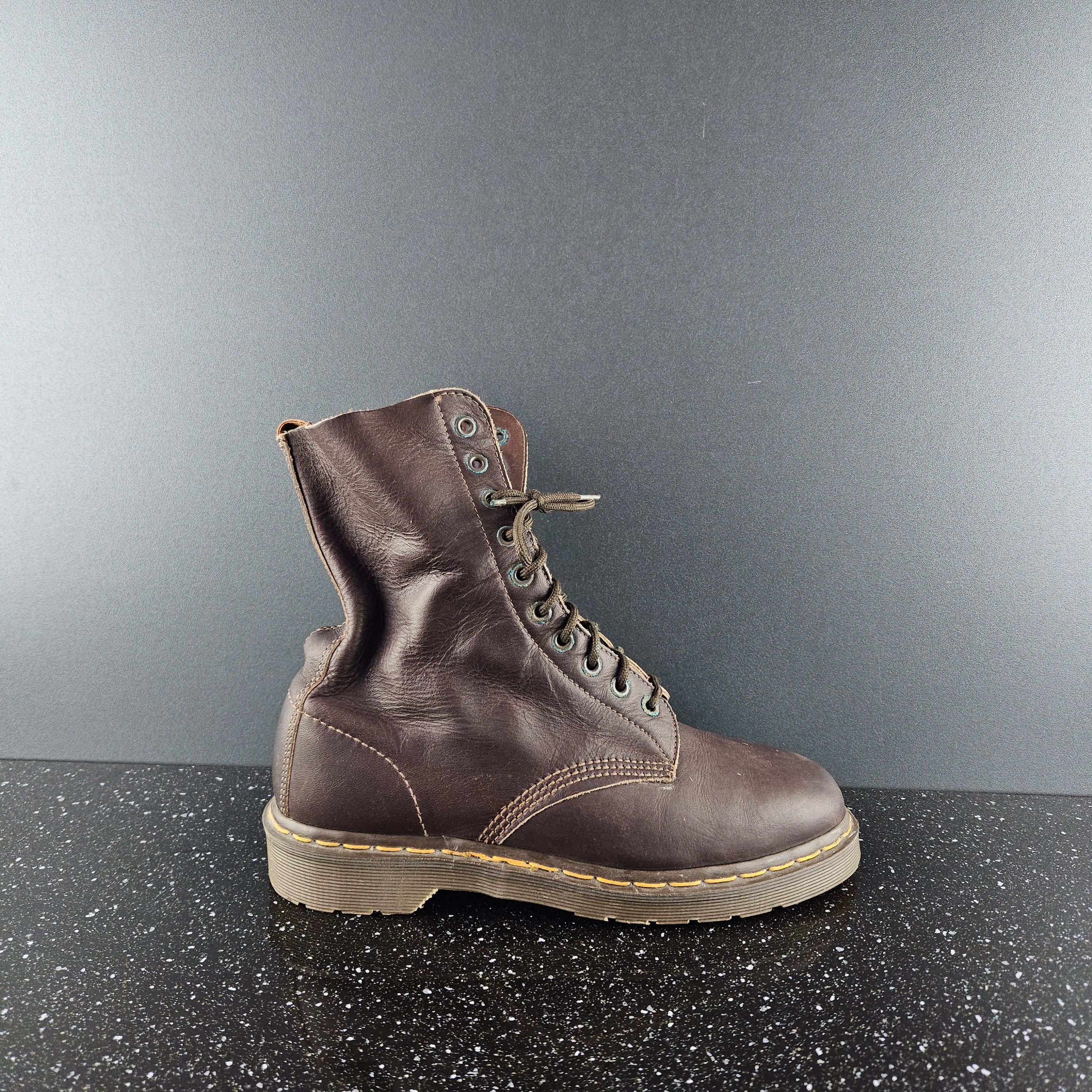 image of Dr Martens Vintage Dr. Martens Oiled Leather Boots Size 8, Us 9 Mens in Brown