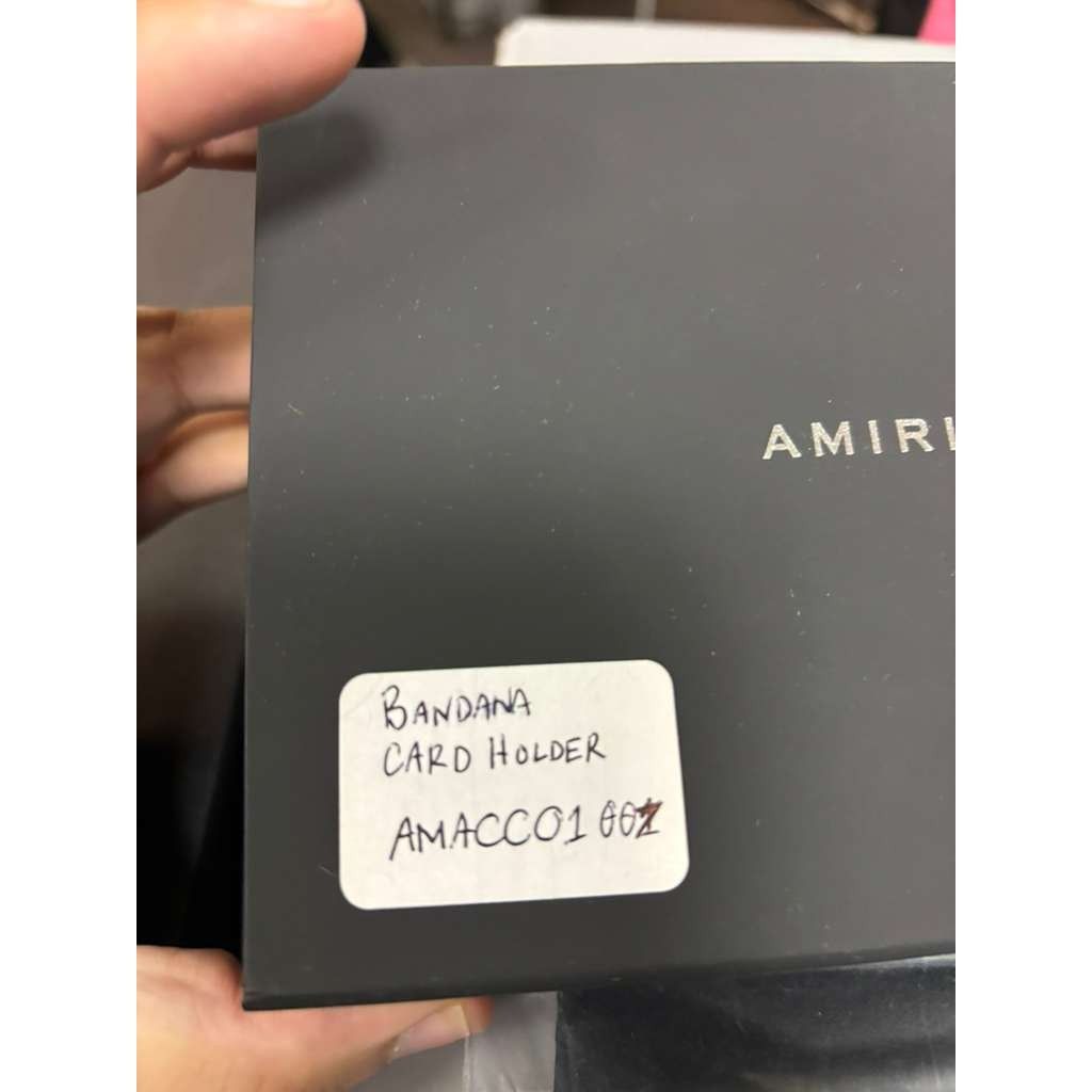 Amiri o1rshd1 Q:2 / Size:OS / Pebbled Bandana Card Holder in Black Size ONE SIZE - 10 Thumbnail