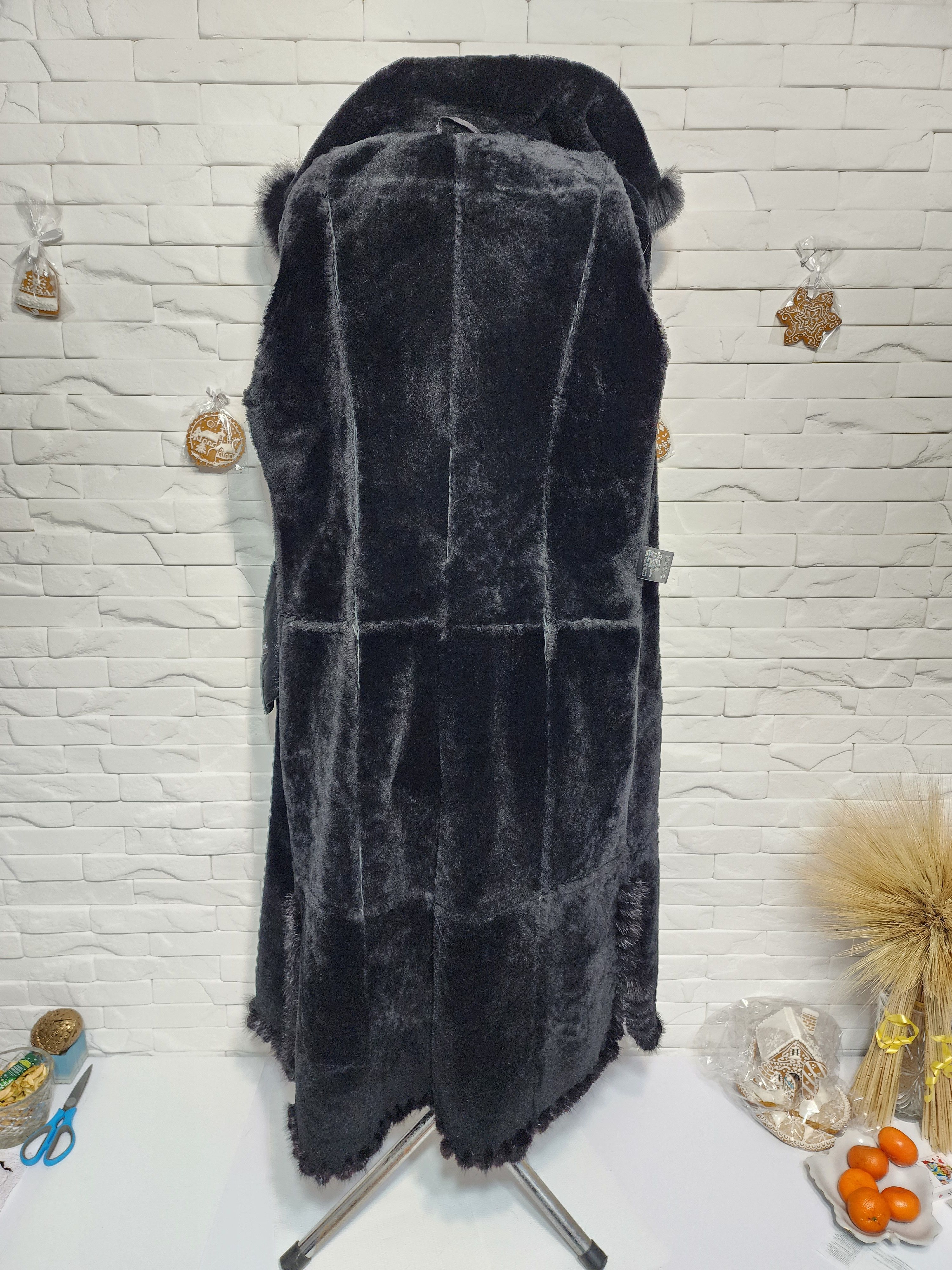 Furla Black Sheepskin Coat: Women's Hooded Fur Coat , Button Size 3XL / US 20-22 - 6 Thumbnail