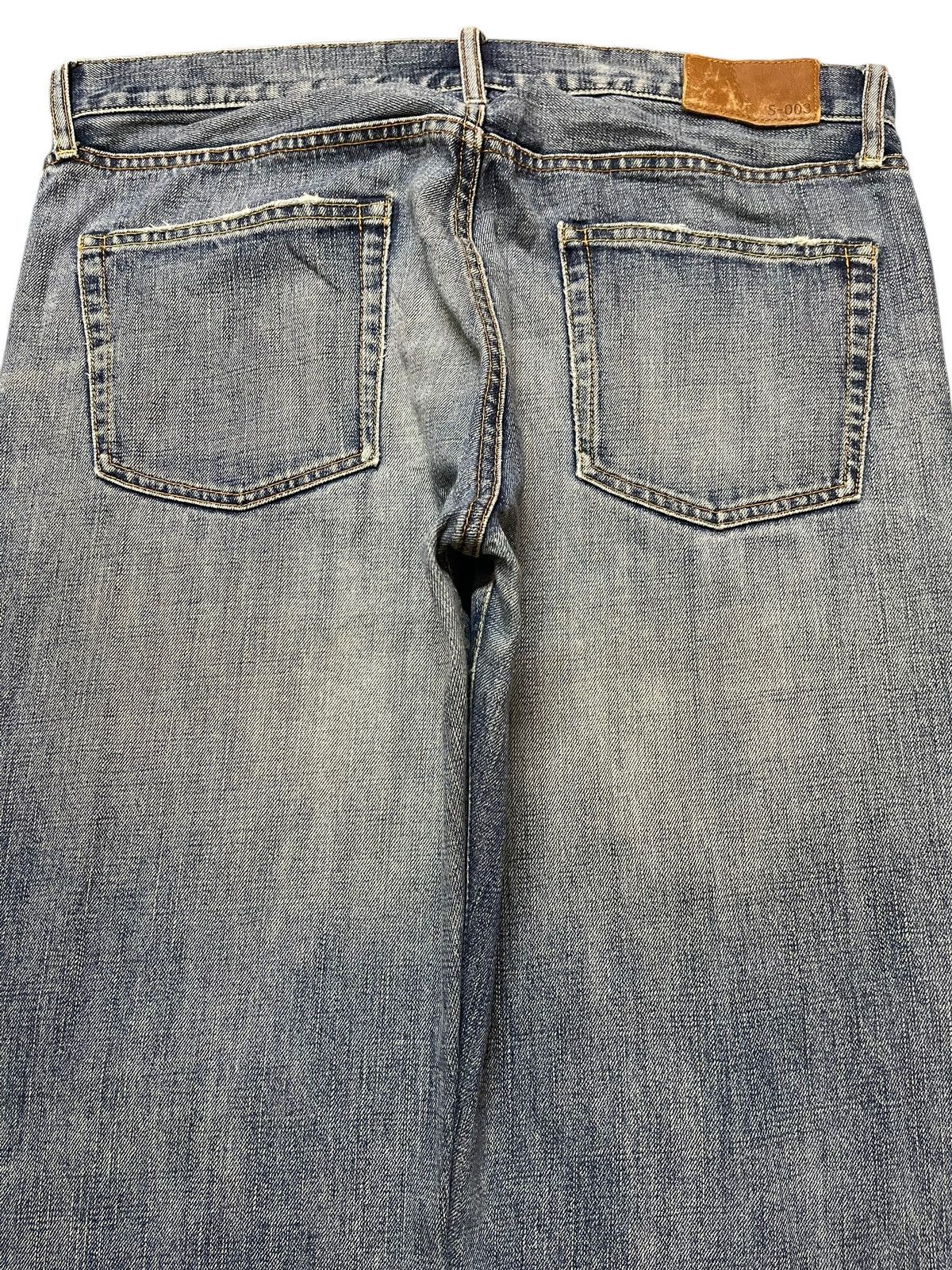 Uniqlo Vintage Japanese Uniqlo Blue Faded Wash Distress Baggy Jeans Size US 36 / EU 52 - 5 Thumbnail
