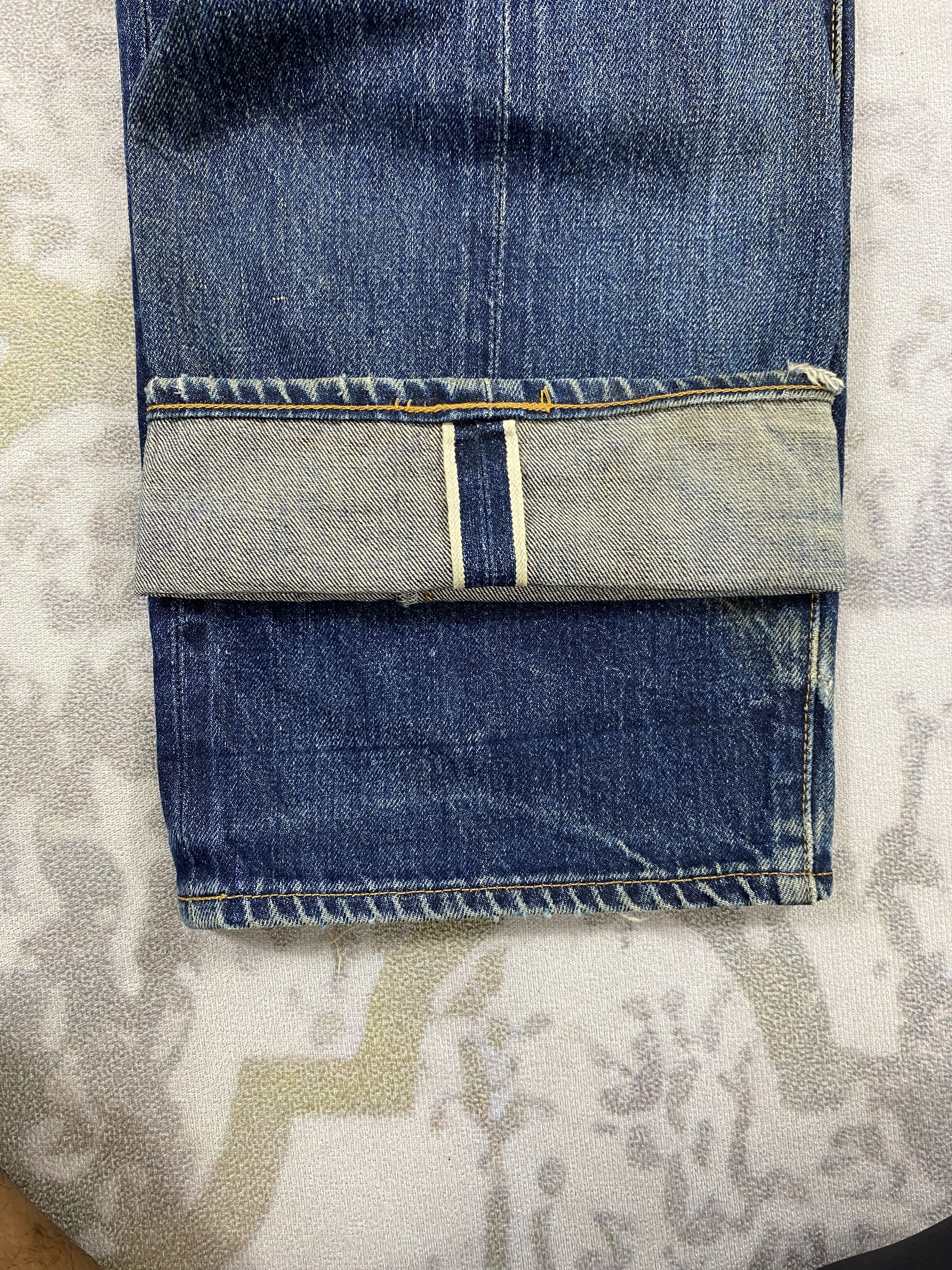 If Six Was Nine 33x32.5 Redline Vintage Levi's 501 Big E Top Button 555 Size US 33 - 12 Thumbnail