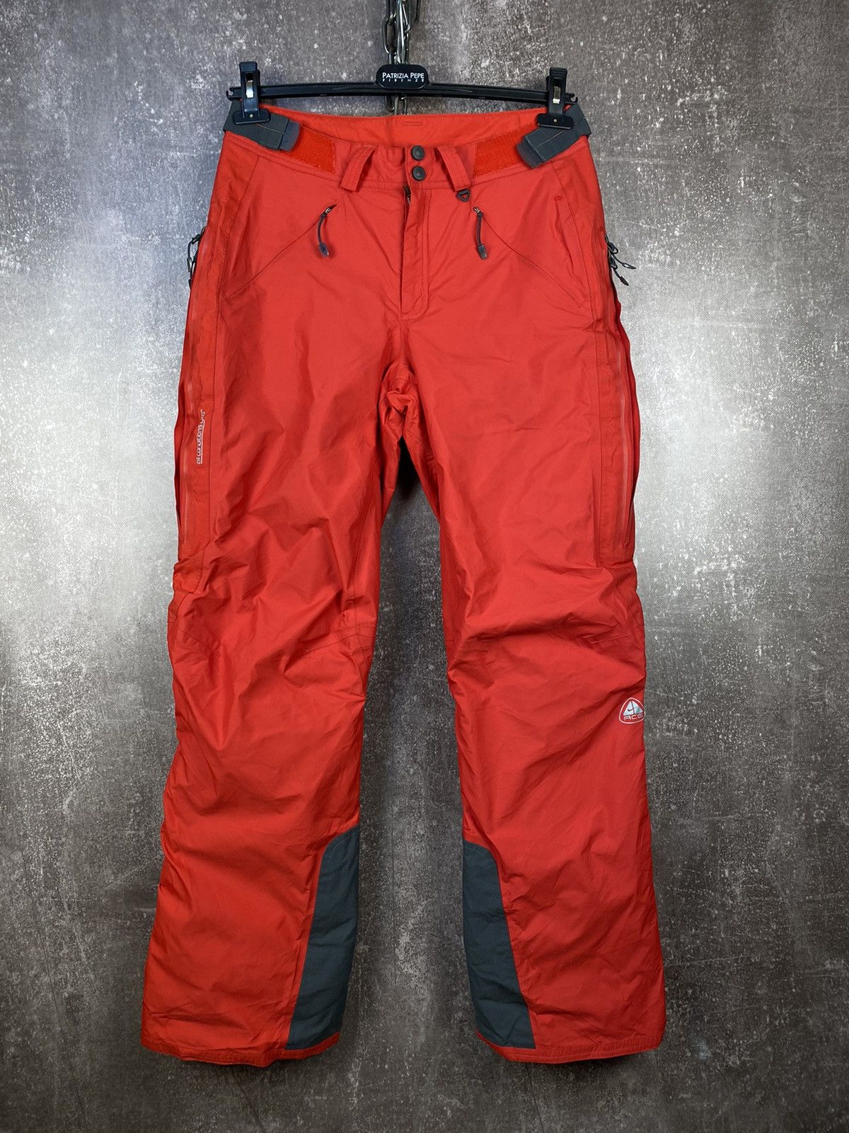 Nike ACG × Vintage Nike acg vintage outdoor pants ski storm fit y2k style Size 28" / US 6 / IT 42 - 1 Thumbnail