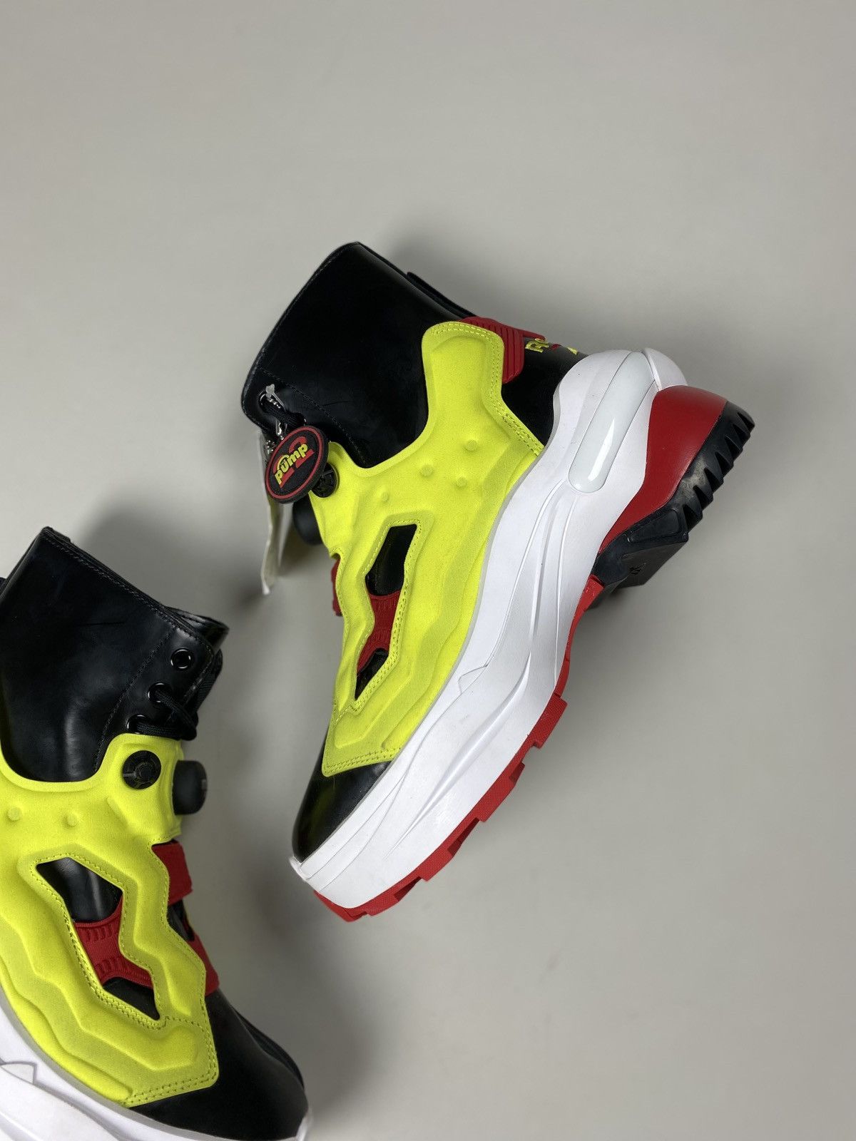 Maison Margiela × Reebok Maison Margiela Insta Pump Fury Tabi Project 0 B Sneakers Size US 7.5 / EU 40-41 - 3 Thumbnail