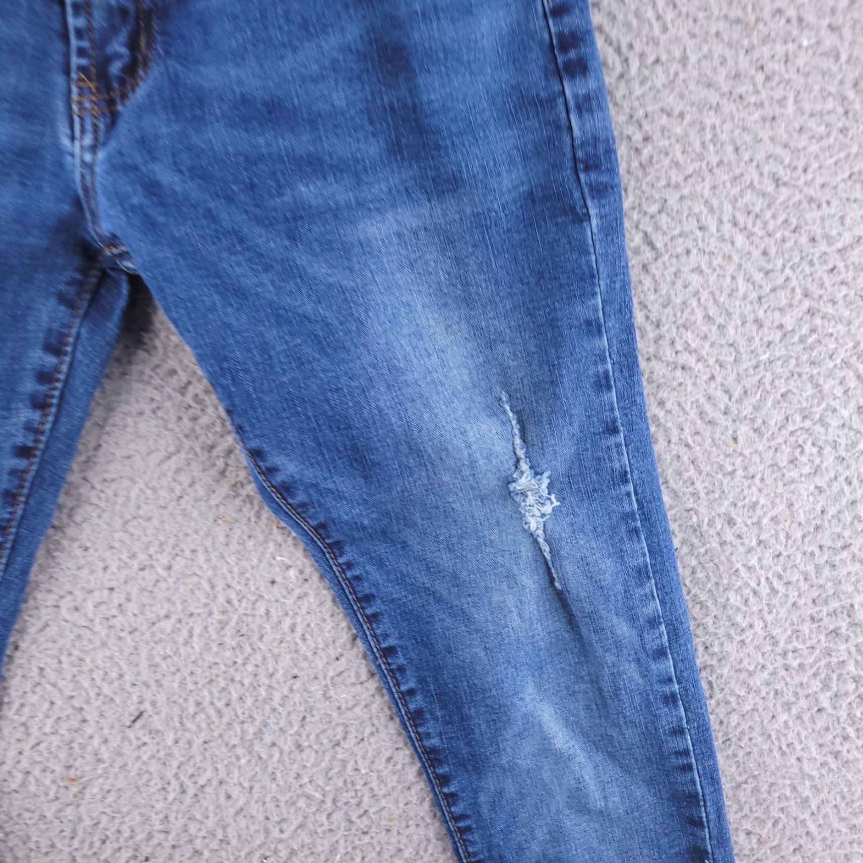 Vintage Aéropostale Jeans Mens 27x28 Blue Skinny Denim Pants Jeans Slim Men 27 Blue Skinny Denim 90s? (Wait) Size US 27 - 3 Thumbnail