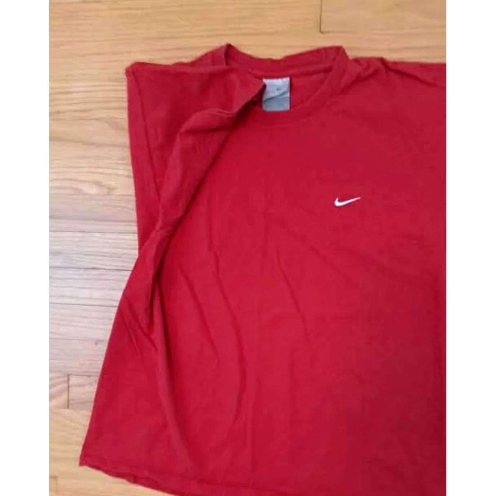 Nike VINTAGE Nike T-Shirt Men L Red 90s Solid Short Sleeve Shirt Size US L / EU 52-54 / 3 - 6 Thumbnail