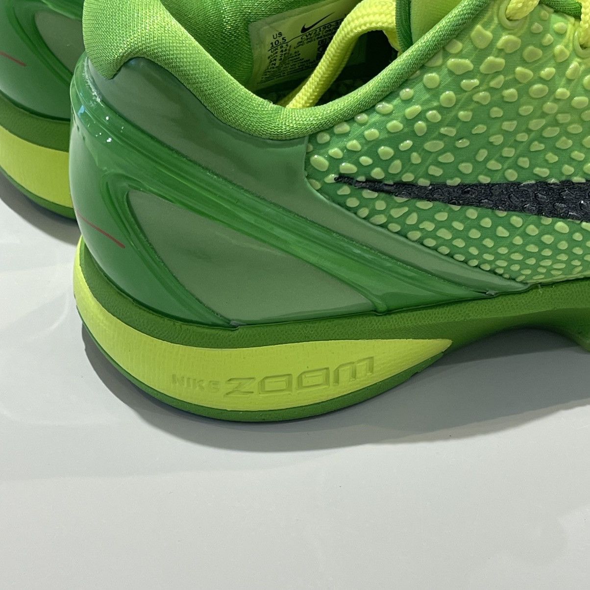 Nike Nike Kobe 6 Protro Grinch (2020) Size US 10.5 / EU 43-44 - 10 Thumbnail