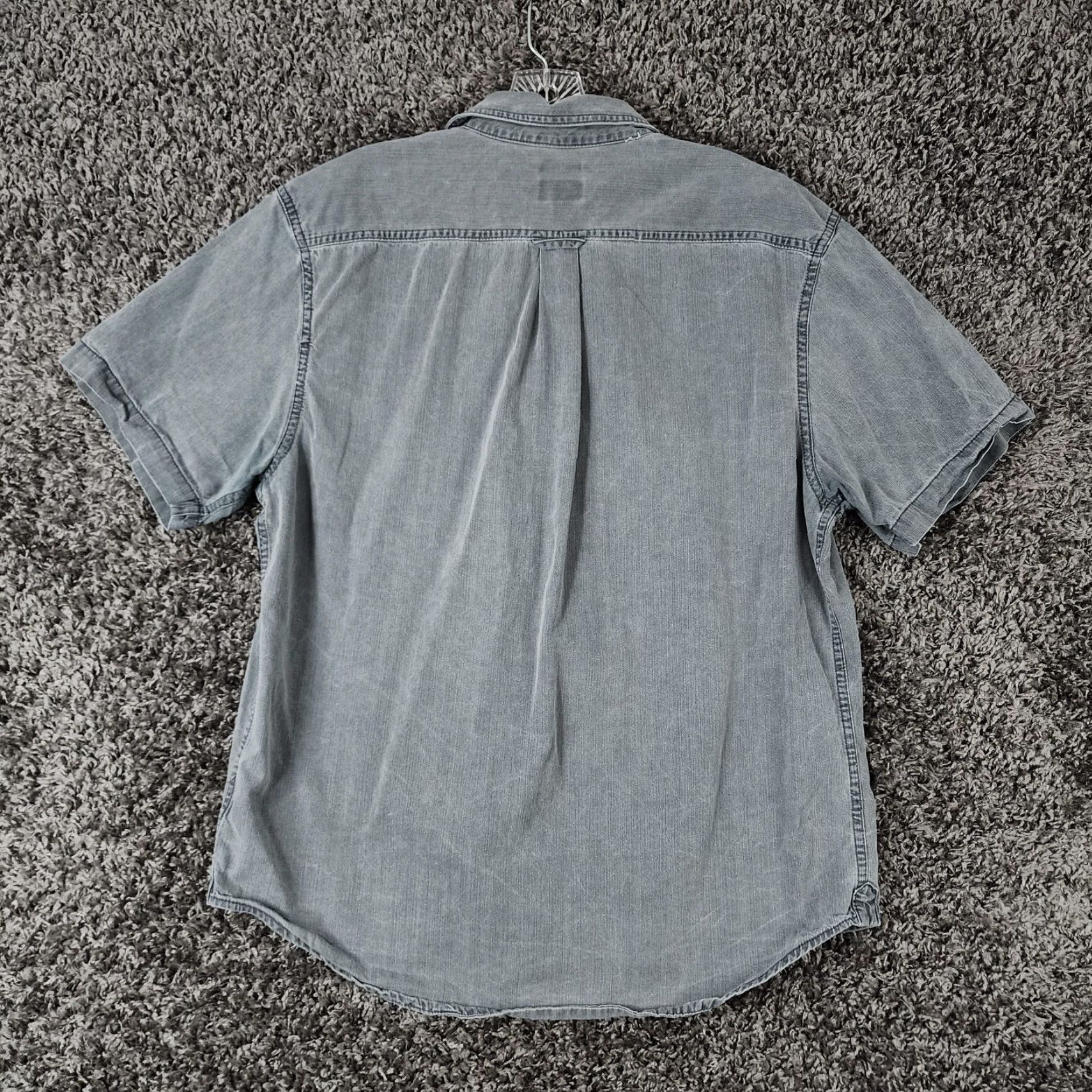 Old Navy Old Navy Button-Up Shirt Men L Short Sleeve Muted Blue Gray Blue Size L Size US 33 - 6 Thumbnail