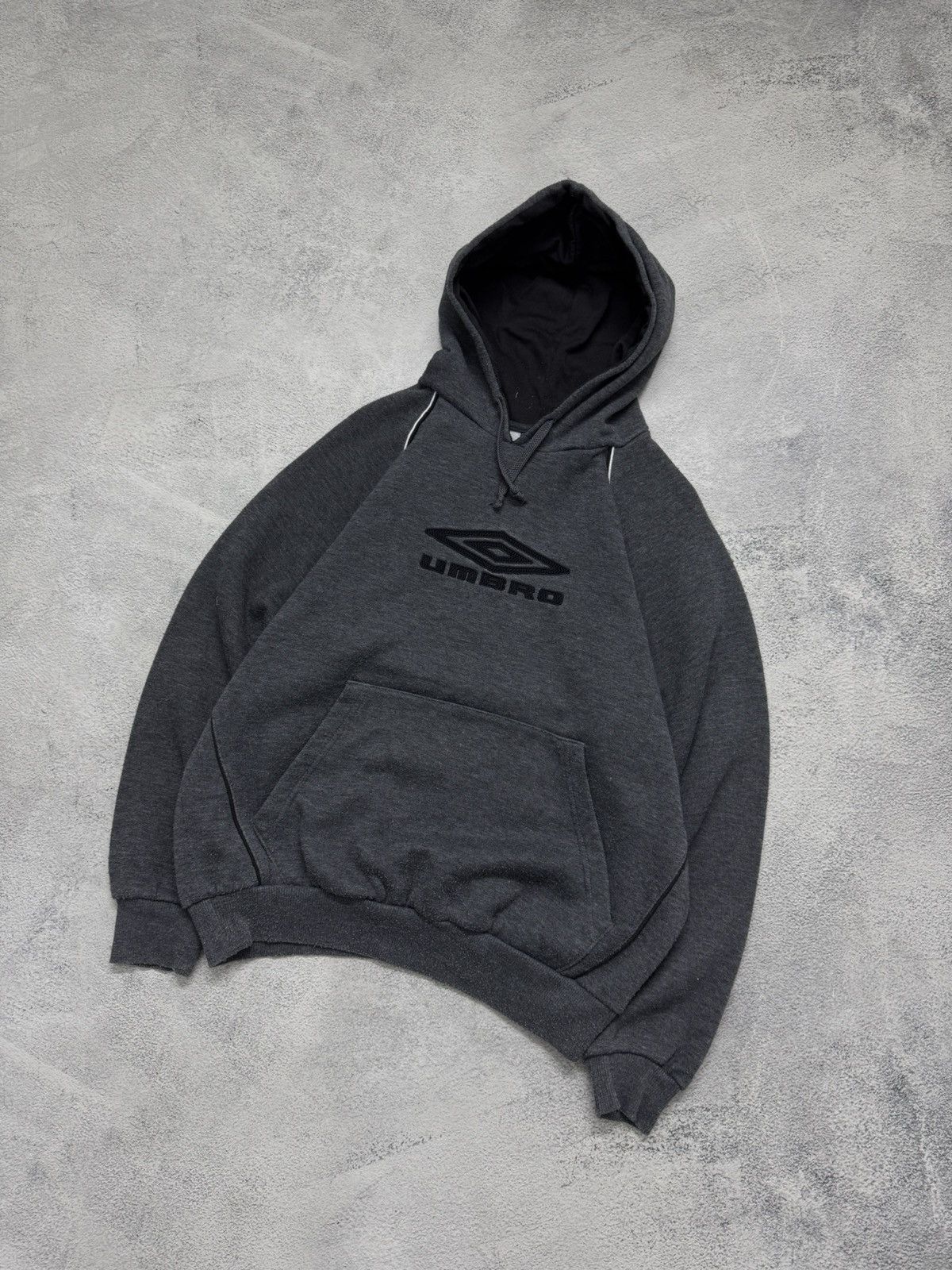 Umbro Vintage Umbro Big Logo Hoodie 90’s Size US M / EU 48-50 / 2 - 5 Thumbnail
