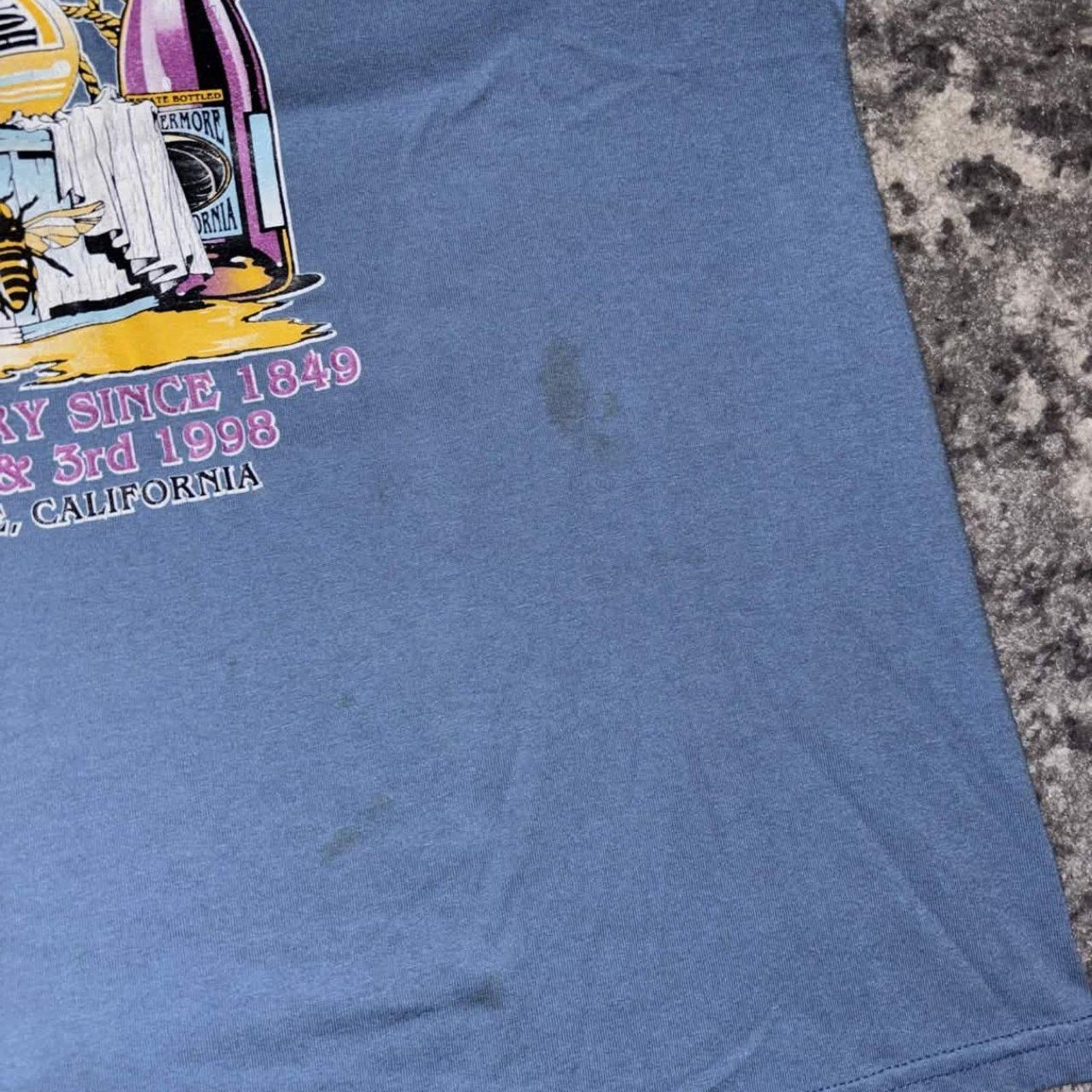 Vintage Vintage 90s Days of Wine and Honey Festival Shirt Size US XL / EU 56 / 4 - 6 Thumbnail