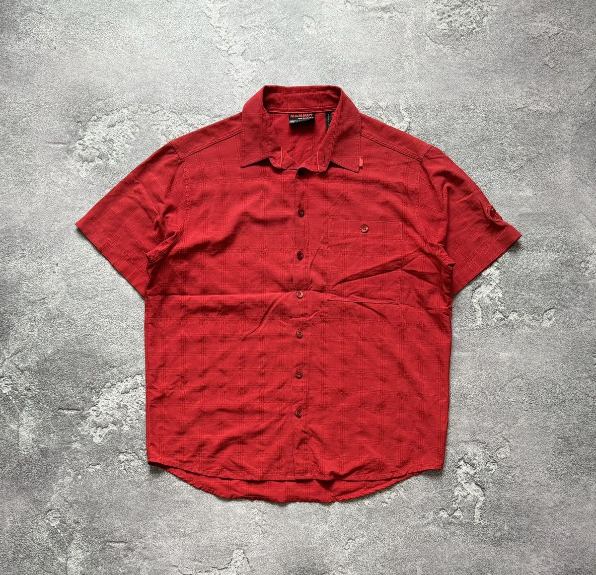 Mammut Mammut L red button up shirt outdoor polo tee T-shirt Size US L / EU 52-54 / 3 - 5 Thumbnail
