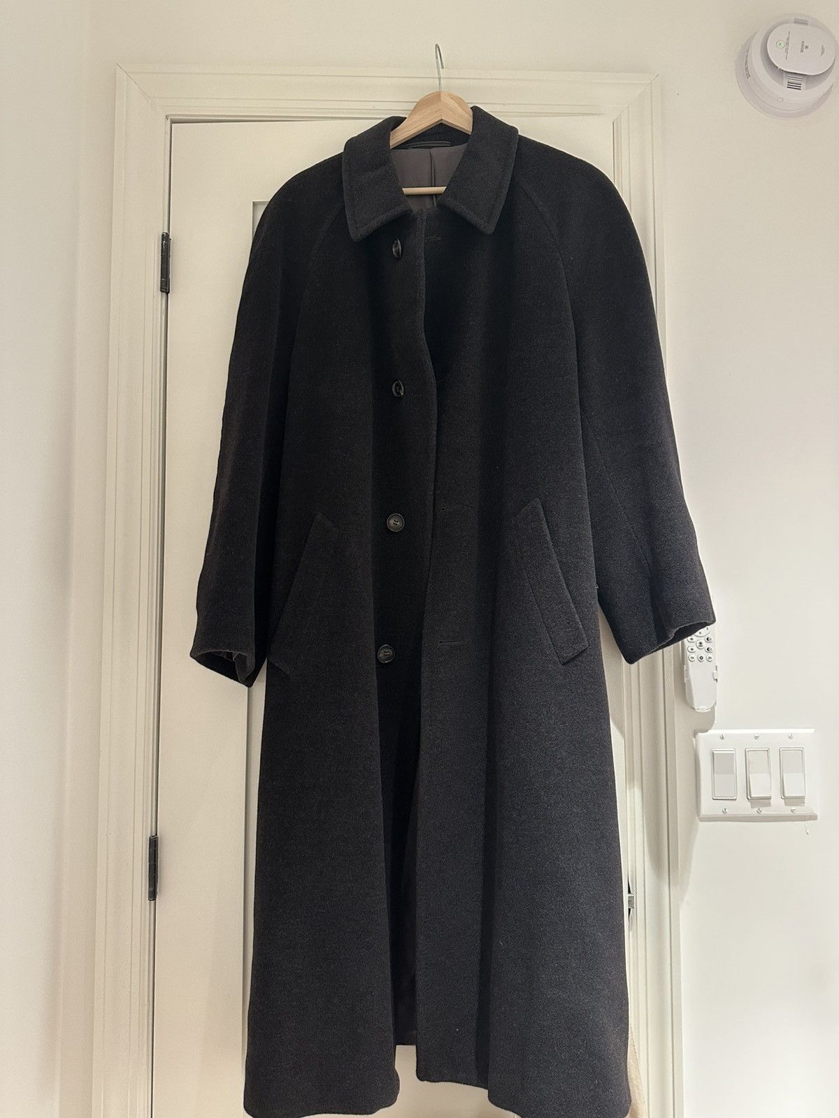 Loewe Vintage 80’s Loewe Belted Cashmere Wool Coat Size US M / EU 48-50 / 2 - 1 Thumbnail