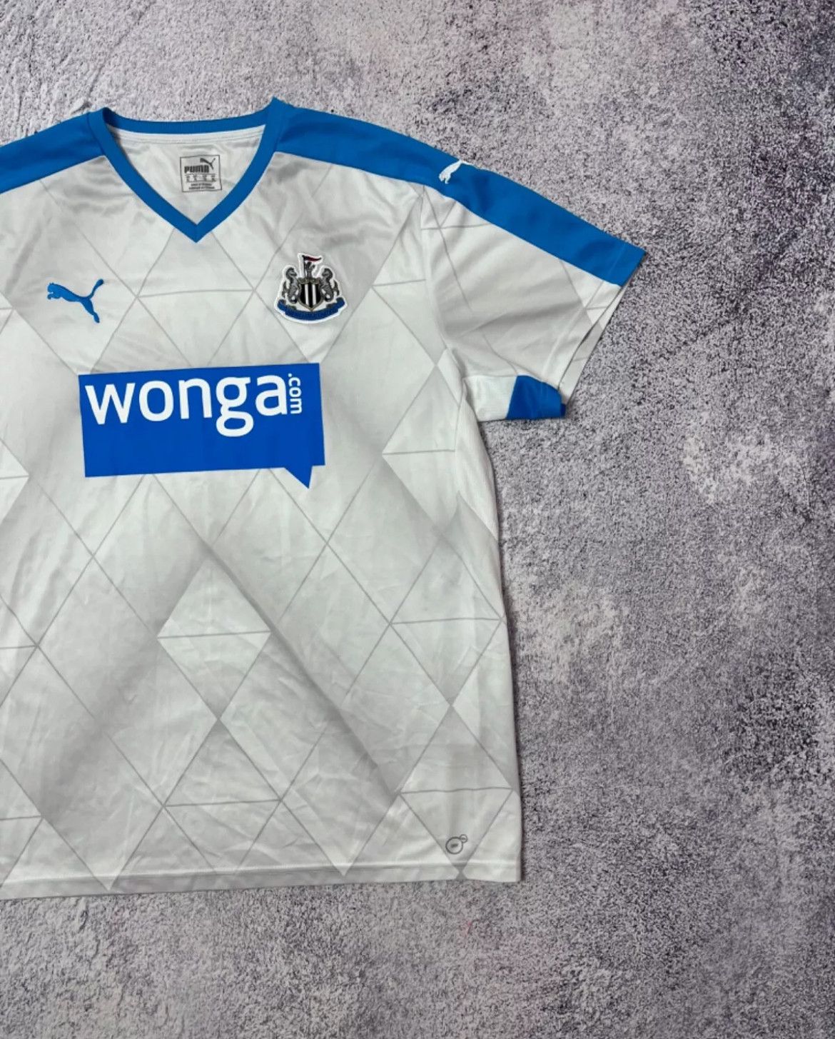 Puma Soccer jersey F.C Newcastle United Puma #1 Pops size Xl Size US XL / EU 56 / 4 - 3 Thumbnail
