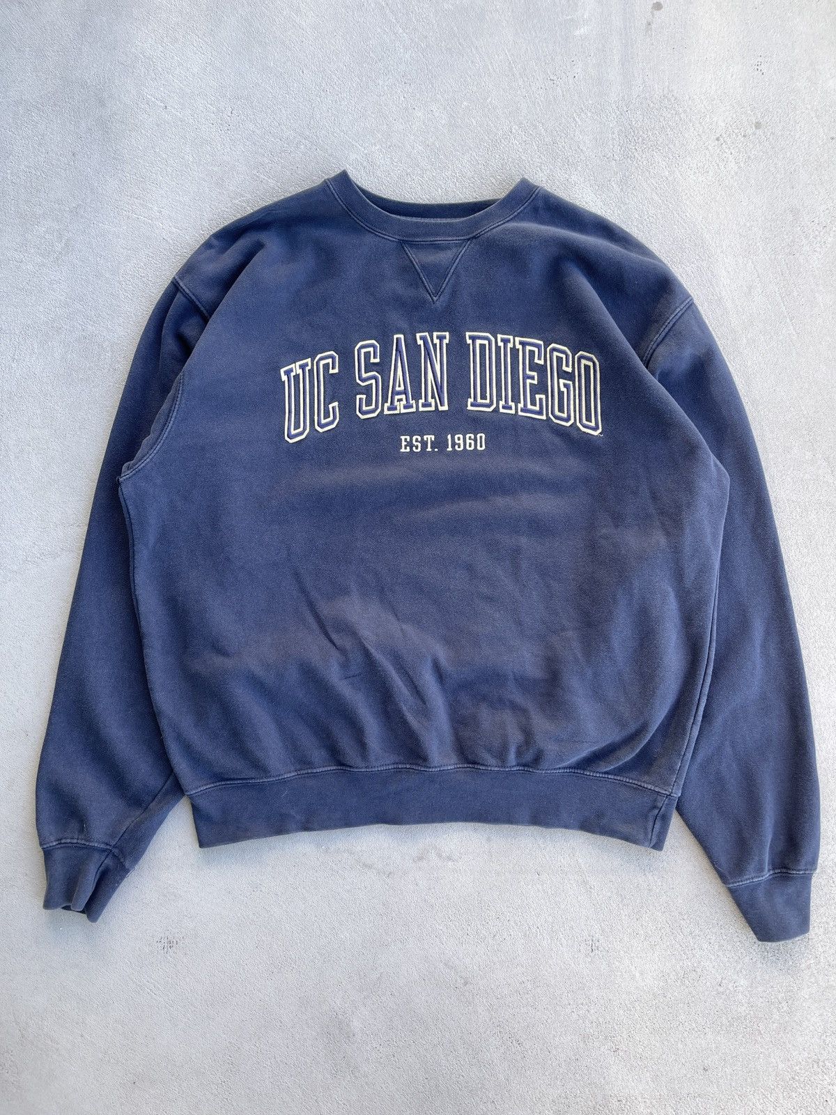 Vintage 00s UCSD San Diego Founding Sweatshirt Crewneck