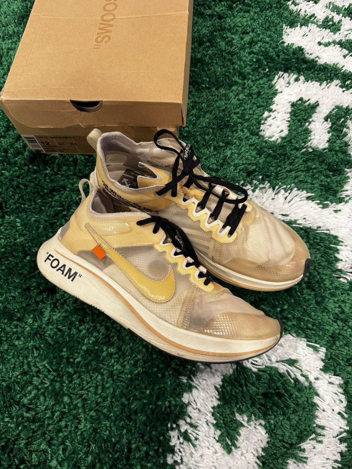 Nike × Off-White Nike Off-White Zoom Fly Size US 12 / EU 45 - 1 Thumbnail