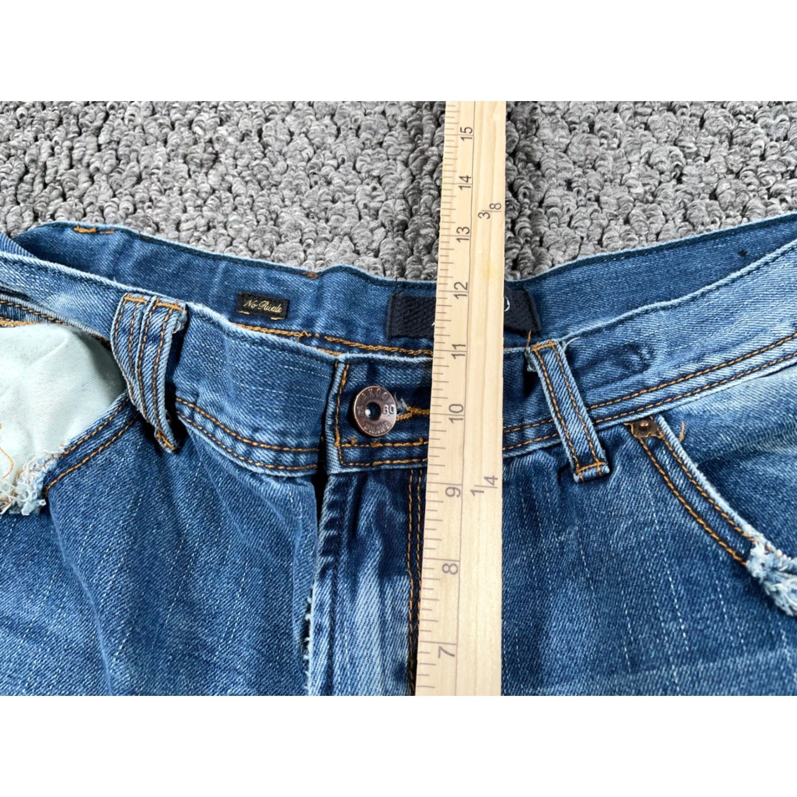 Vintage VINTAGE AKOO Patchwork Distressed Jeans Men's 35 x 32 Blue Tapered Jeans Men Regular 90s Hip Hop Retro Size US 35 - 7 Thumbnail