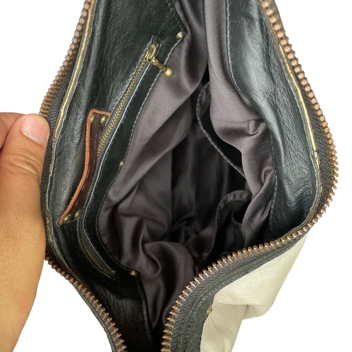 KMRii KMRii 2006 Studded Serpent Snakeskin Leather Shoulder Bag Size ONE SIZE - 17 Thumbnail