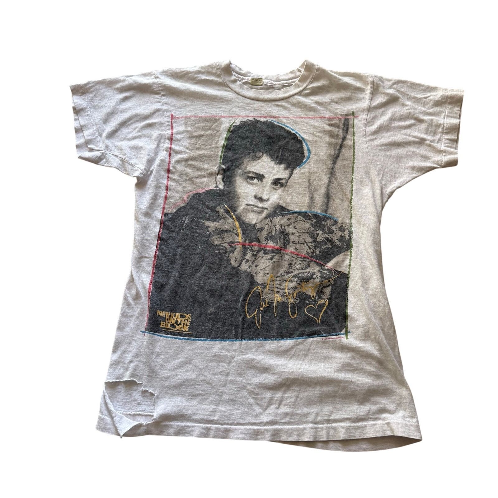 Vintage Vintage 80’s Joey McIntyre New Kids On The Block Band Tee Size US M / EU 48-50 / 2 - 1 Thumbnail