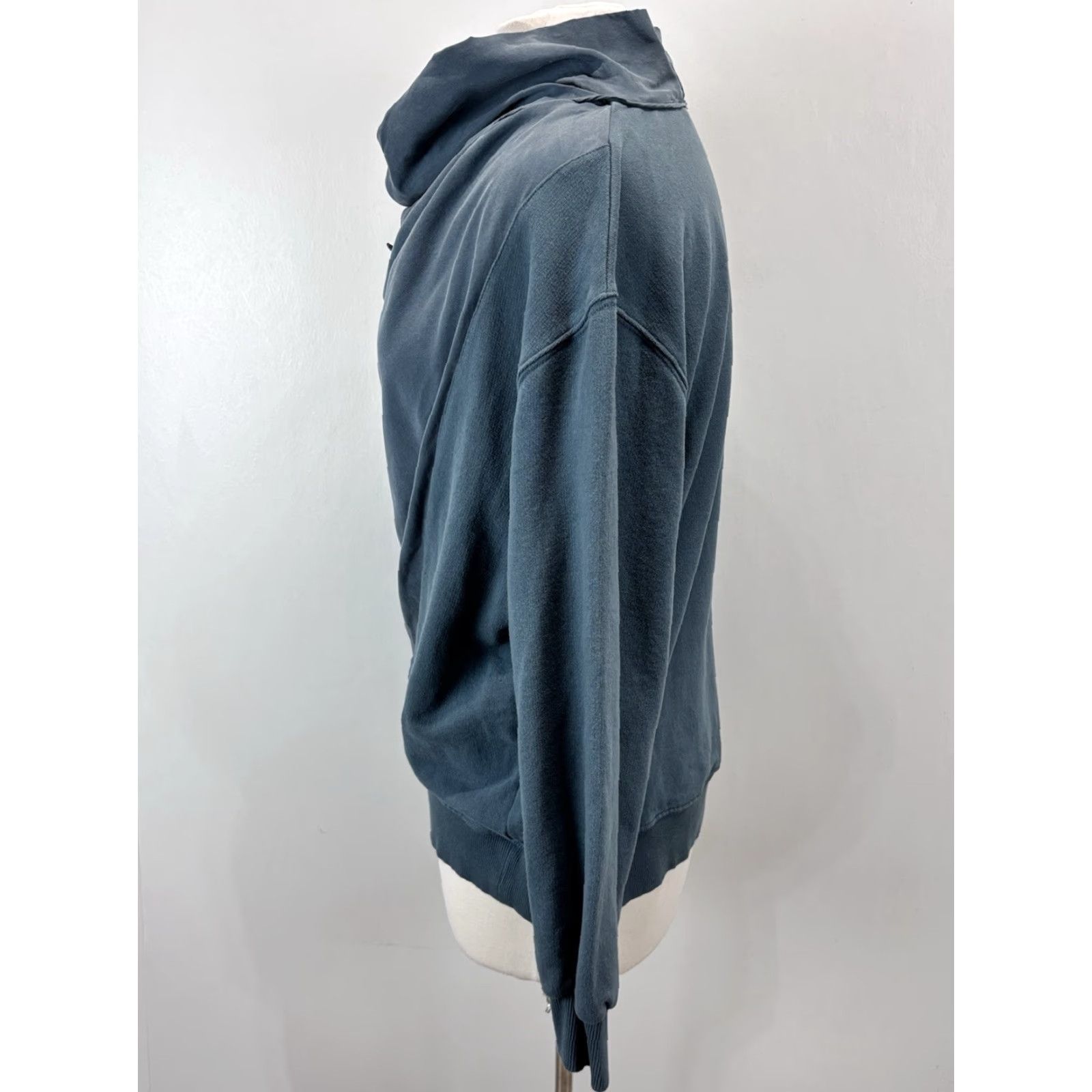 Zara VINTAGE Zara Women's Sweatshirt Large Blue Oversized Cowl Neck Pullover Activewear Spring Fall Winter Size L / US 10 / IT 46 - 2 Thumbnail