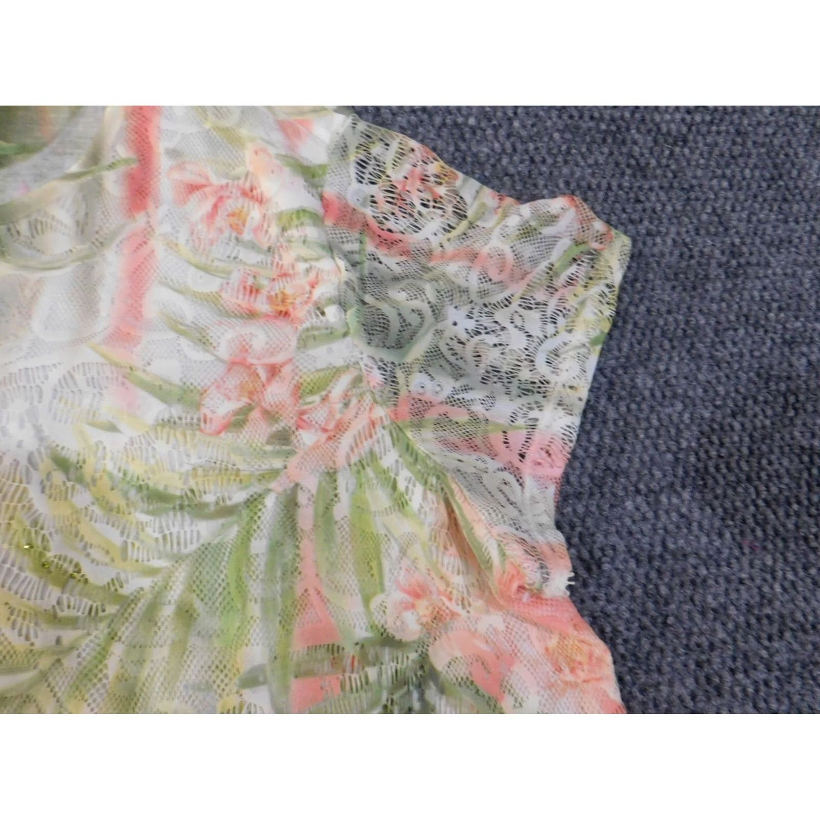 Vintage Alfred Dunner Blouse Womens 2X Green Floral Geometric Sheer Short Sleeve Lace Collared Pullover Plus Size Regular Fit Classic Vintage: No Size XXL / US 16-18 / IT 52-54 - 7 Thumbnail