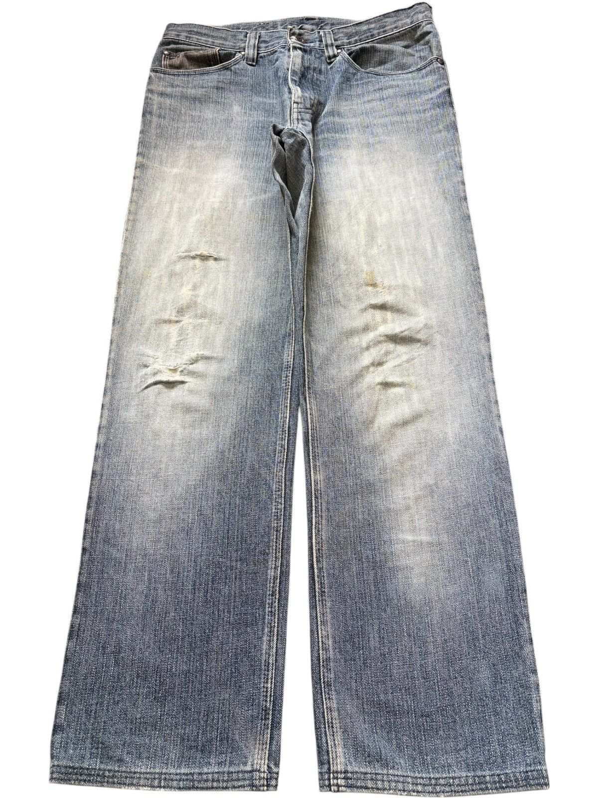 Uniqlo Vintage Japanese Brand Faded Wash Distressed Jeans Size US 30 / EU 46 - 1 Thumbnail