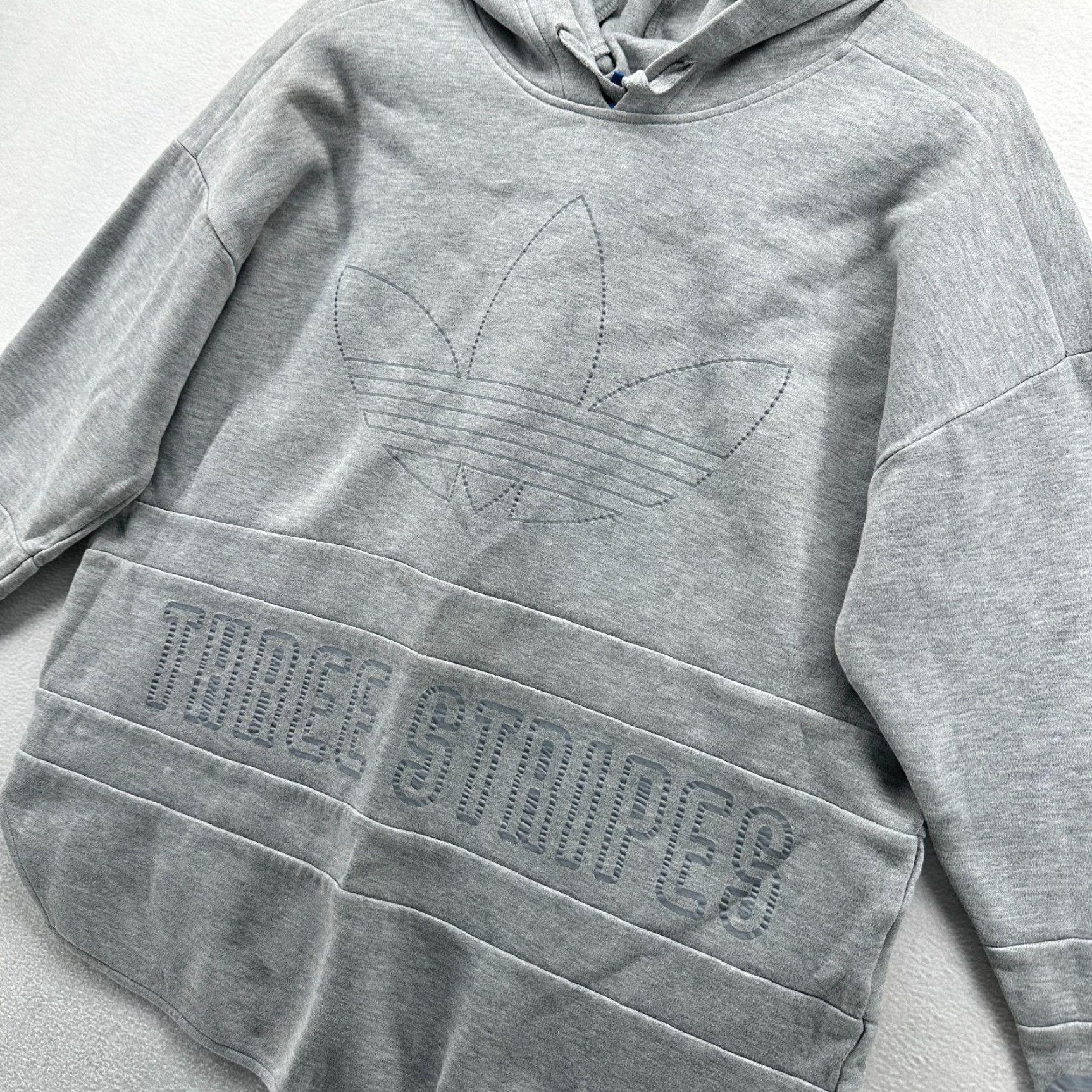 Adidas VINTAGE adidas Three Stripe Pullover Hoodie Gray Men's M Long Sleeve Pullover Hooded Crew Neck Size US M / EU 48-50 / 2 - 3 Thumbnail